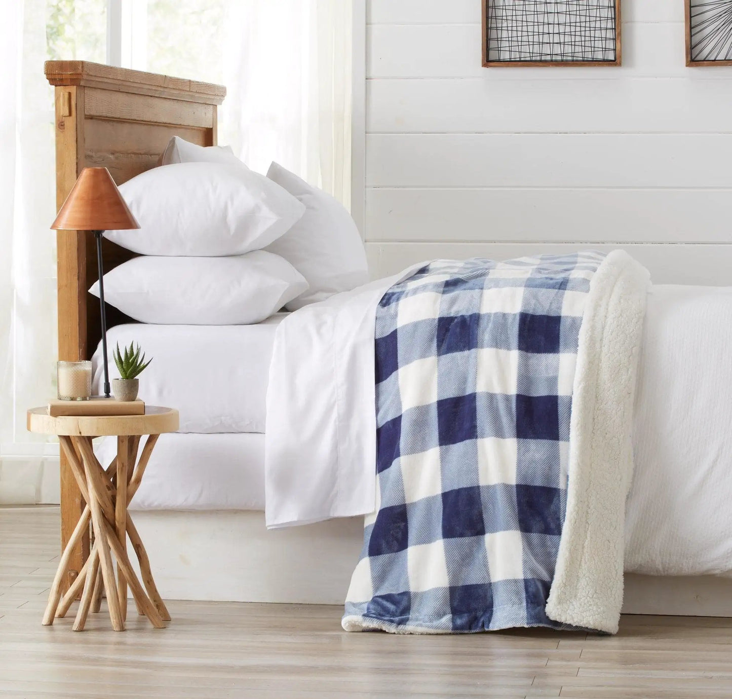 Velvet Plush Sherpa Luxury Bed Blanket - Cielo Collection from PriceLows™