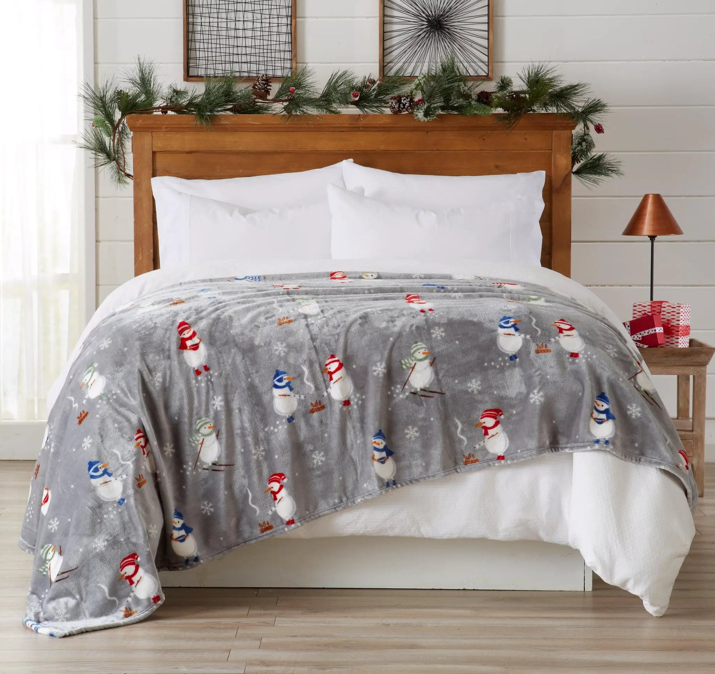 Velvet Throw Blanket - Pearl Collection from PriceLows™