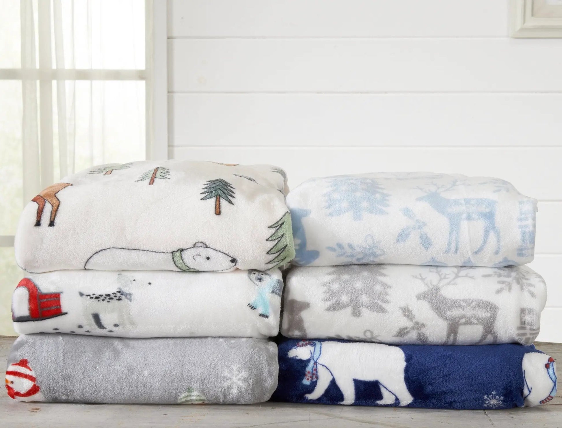 Velvet Throw Blanket - Pearl Collection from PriceLows™