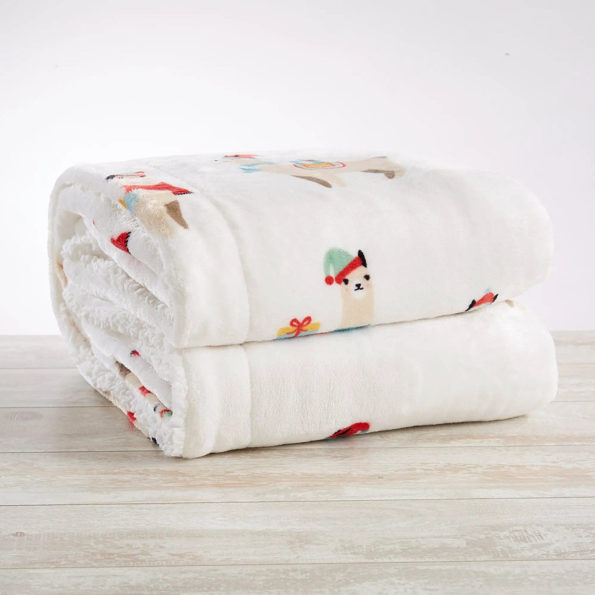 Holiday Sherpa Throw - Esmay Collection from PriceLows™