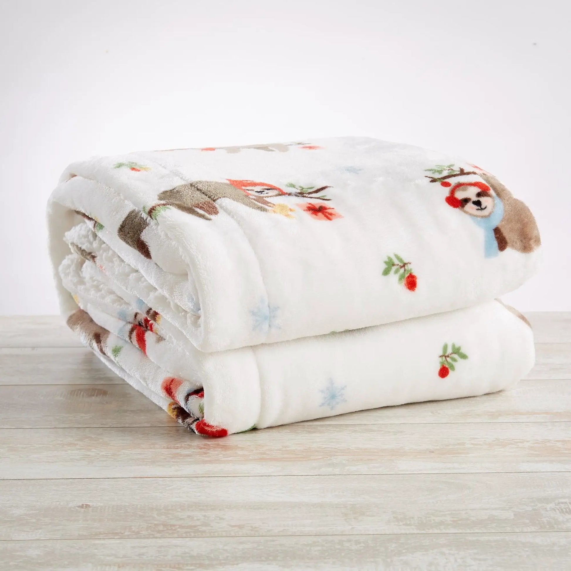 Holiday Sherpa Throw - Esmay Collection from PriceLows™