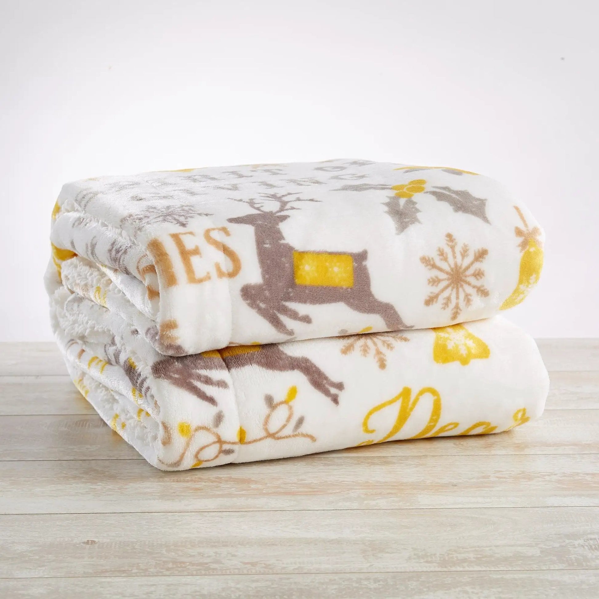 Holiday Sherpa Throw - Esmay Collection from PriceLows™