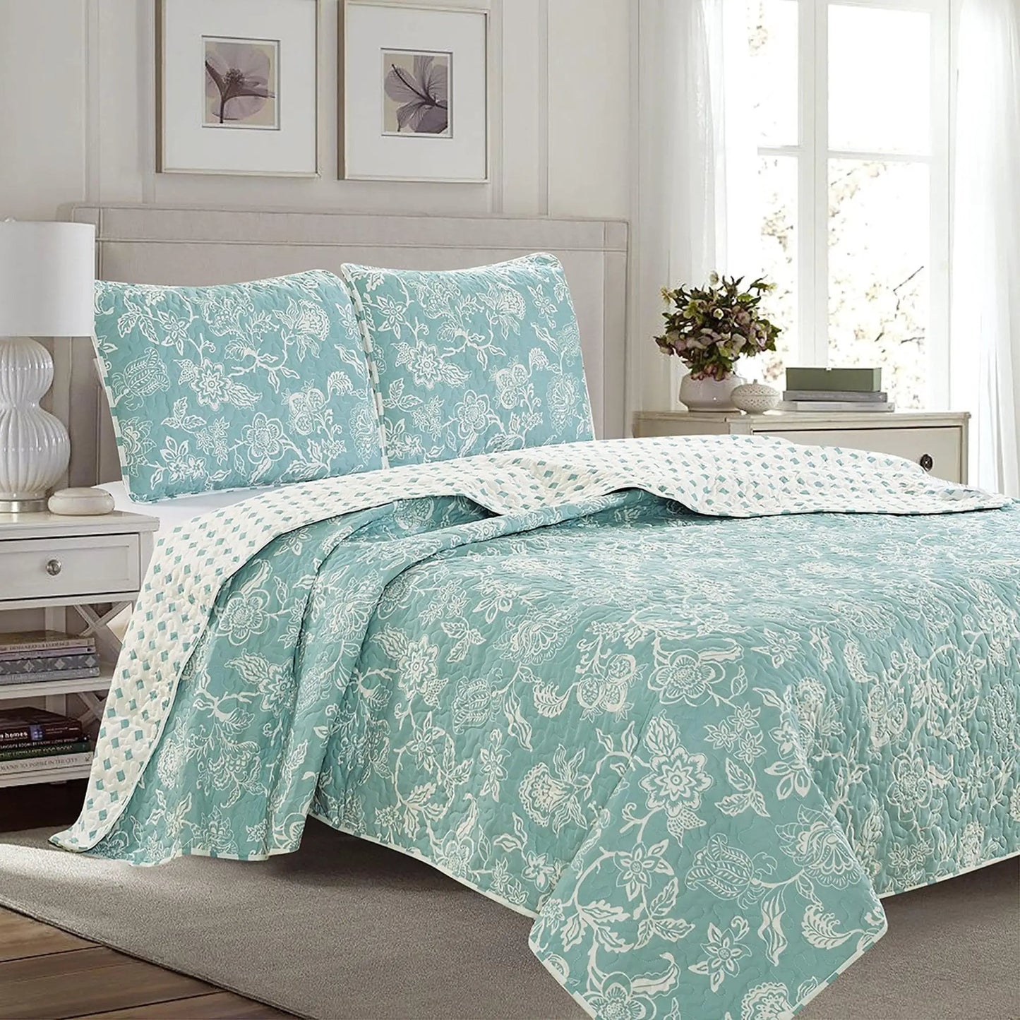 Floral Quilt - Emma Collection from PriceLows™