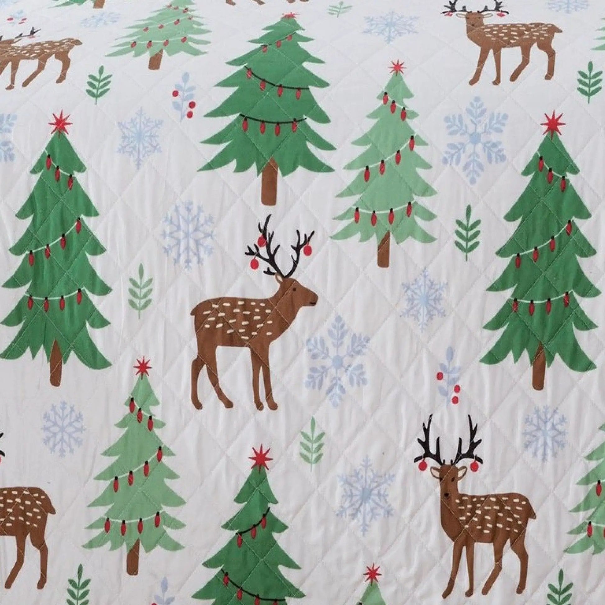 Holiday Quilt - Holly Collection from PriceLows™