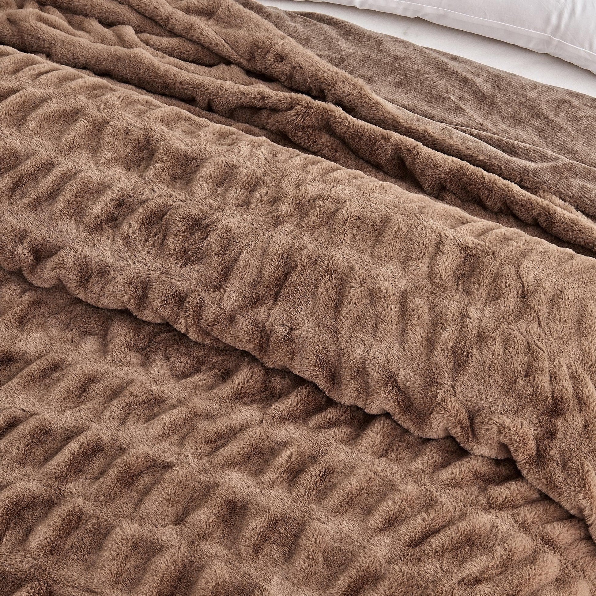 Ruched Faux Fur Throw Blanket - Alondra Collection from PriceLows™