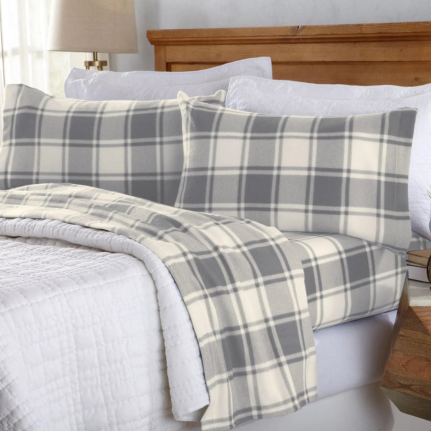 Printed Fleece Sheet - Dara Collection from PriceLows™