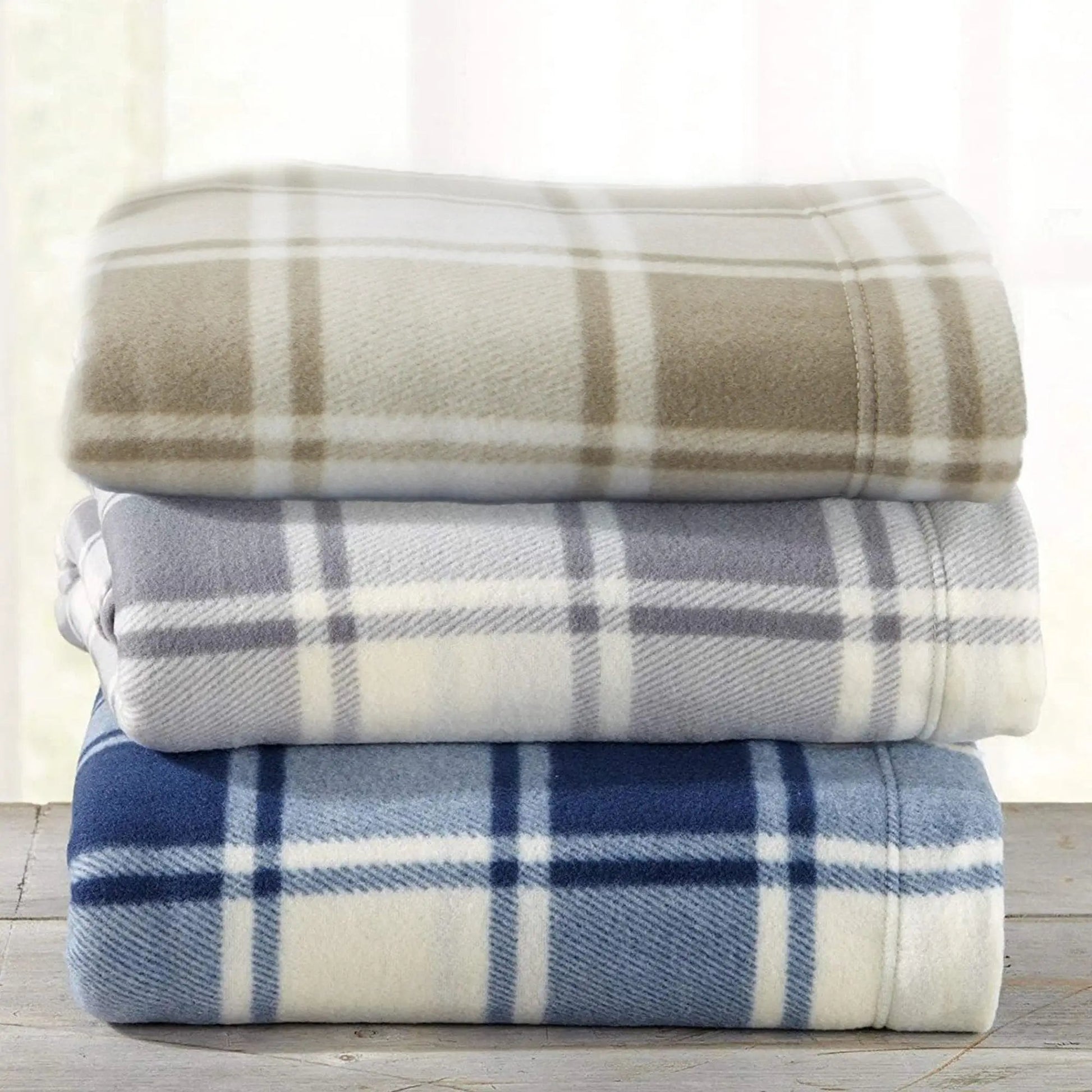 Printed Fleece Sheet - Dara Collection from PriceLows™