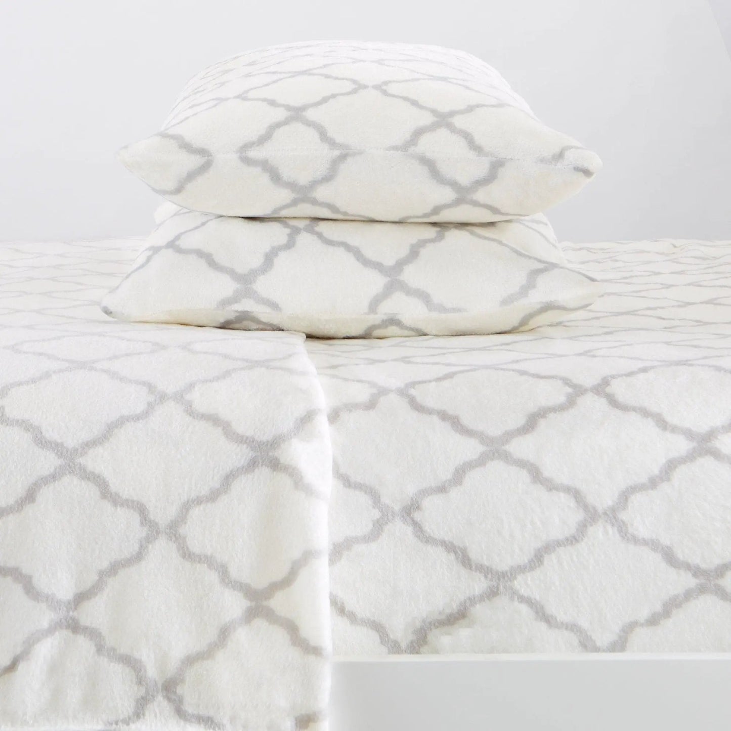 Printed Plush Sheet - Velvet Luxe Lattice Collection from PriceLows™