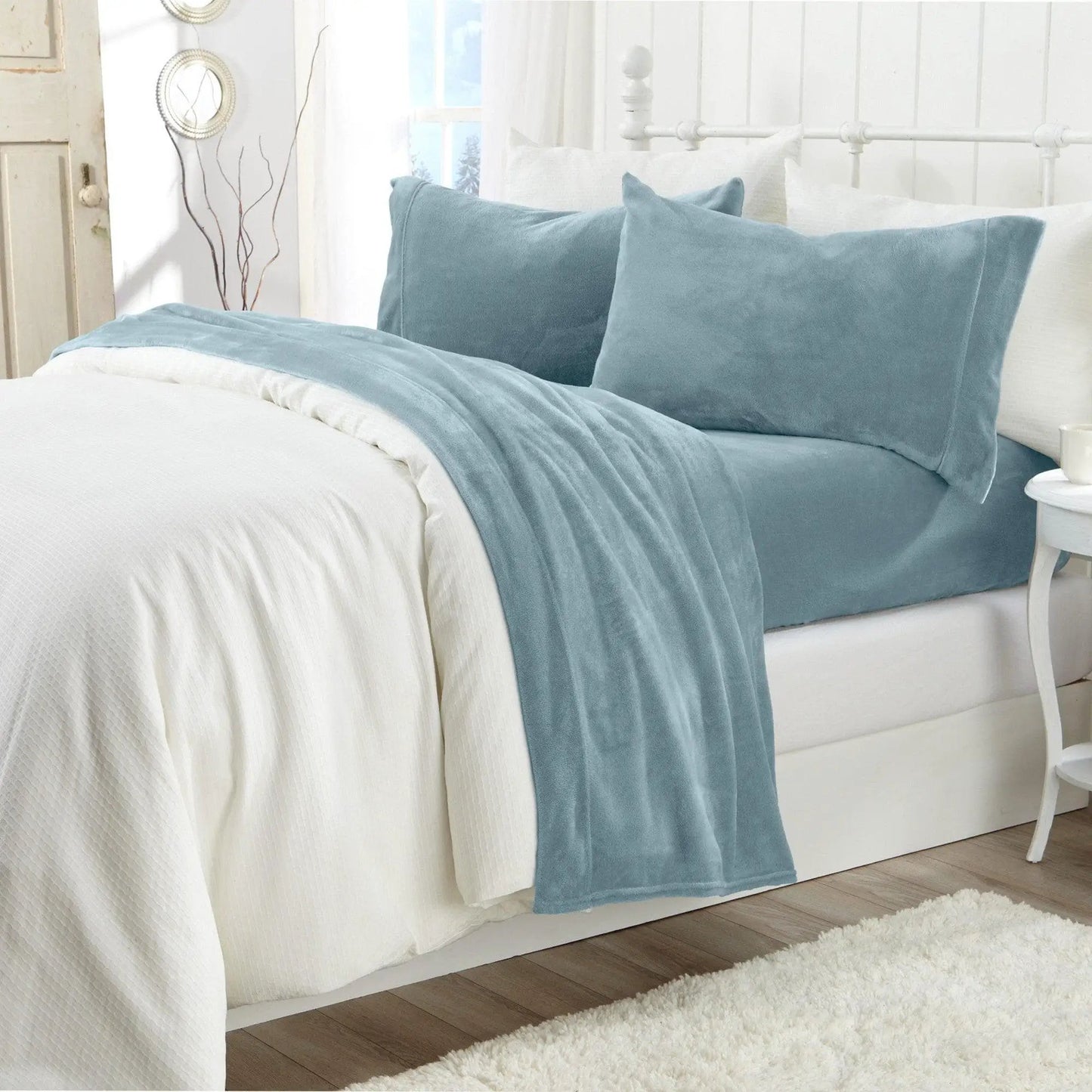 Solid Plush Sheet - Velvet Luxe Collection from PriceLows™
