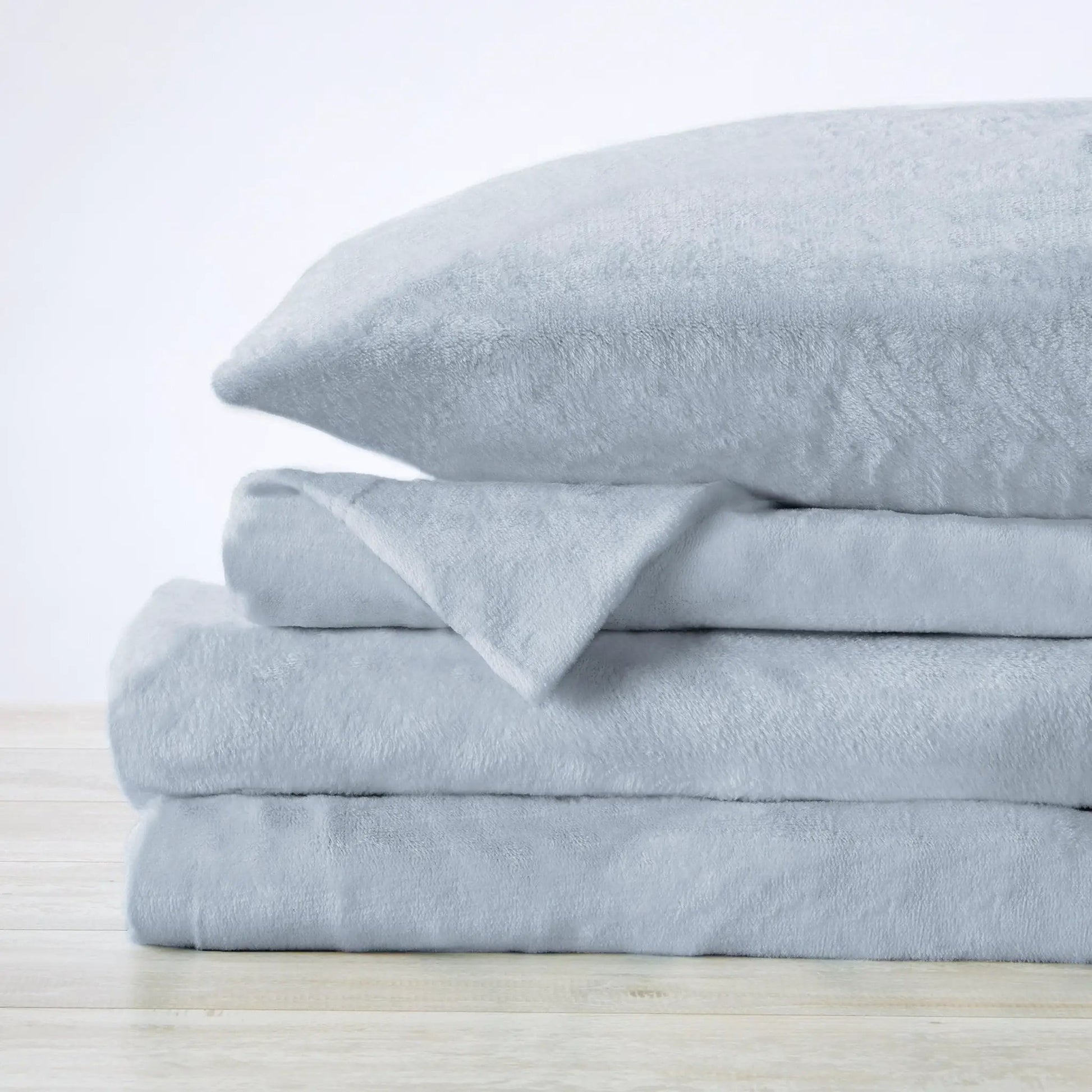 Solid Plush Sheet - Velvet Luxe Collection from PriceLows™