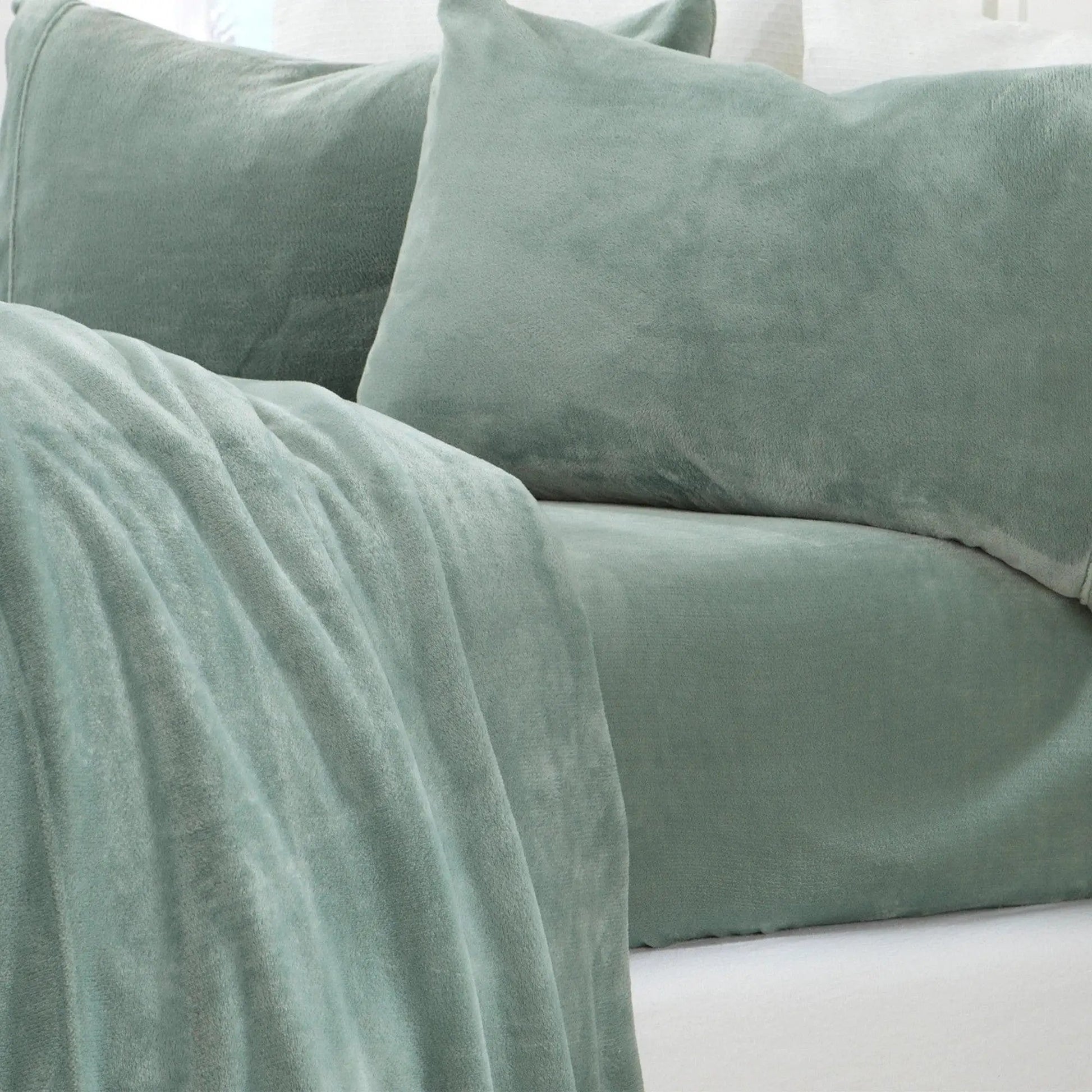 Solid Plush Sheet - Velvet Luxe Collection from PriceLows™
