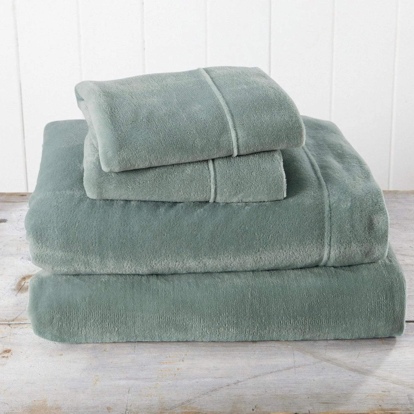 Solid Plush Sheet - Velvet Luxe Collection from PriceLows™