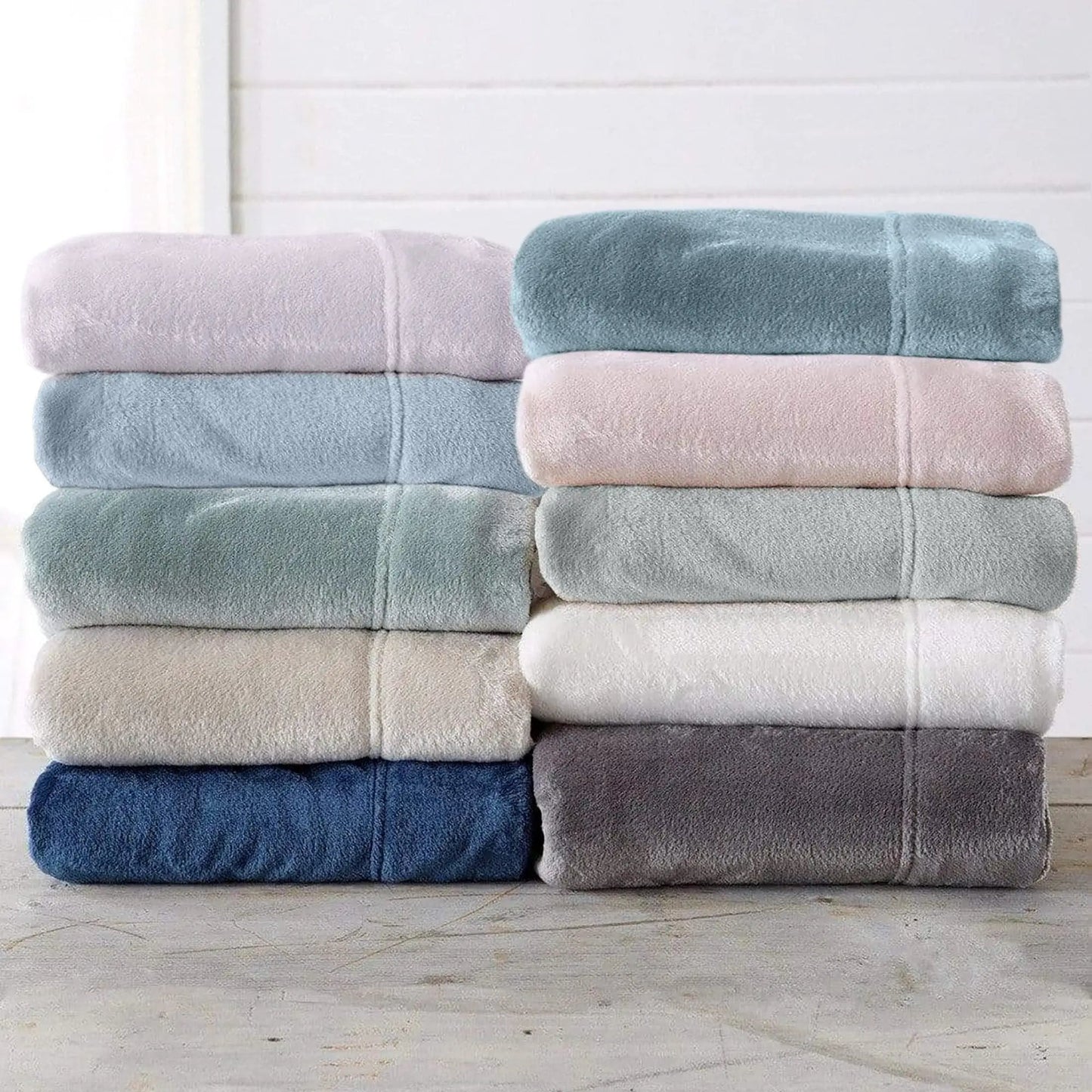 Solid Plush Sheet - Velvet Luxe Collection from PriceLows™