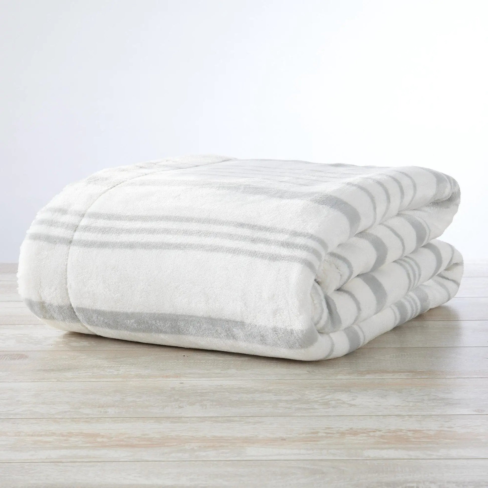 Velvet Plush Sherpa Luxury Bed Blanket - Kinsley Collection from PriceLows™