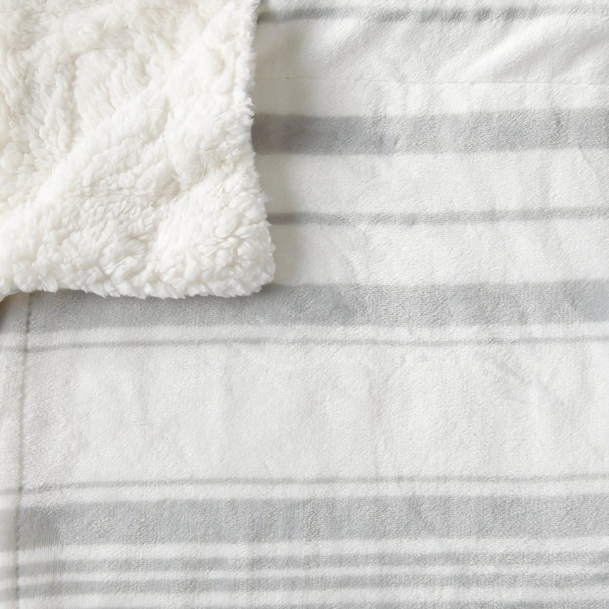 Velvet Plush Sherpa Luxury Bed Blanket - Kinsley Collection from PriceLows™
