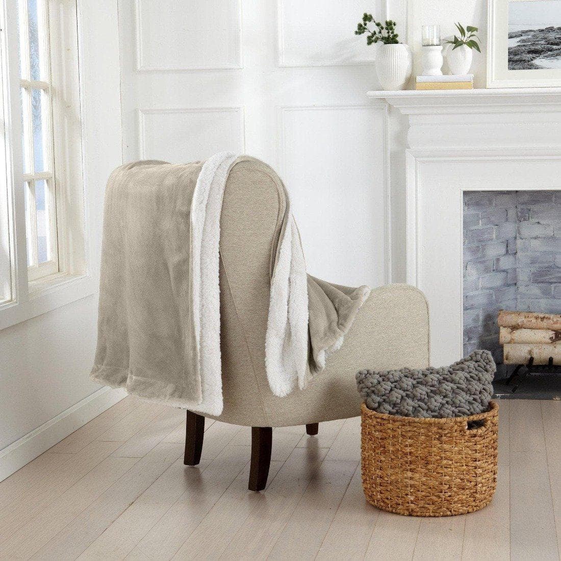 Velvet Plush Sherpa Luxury Bed Blanket - Kinsley Collection from PriceLows™