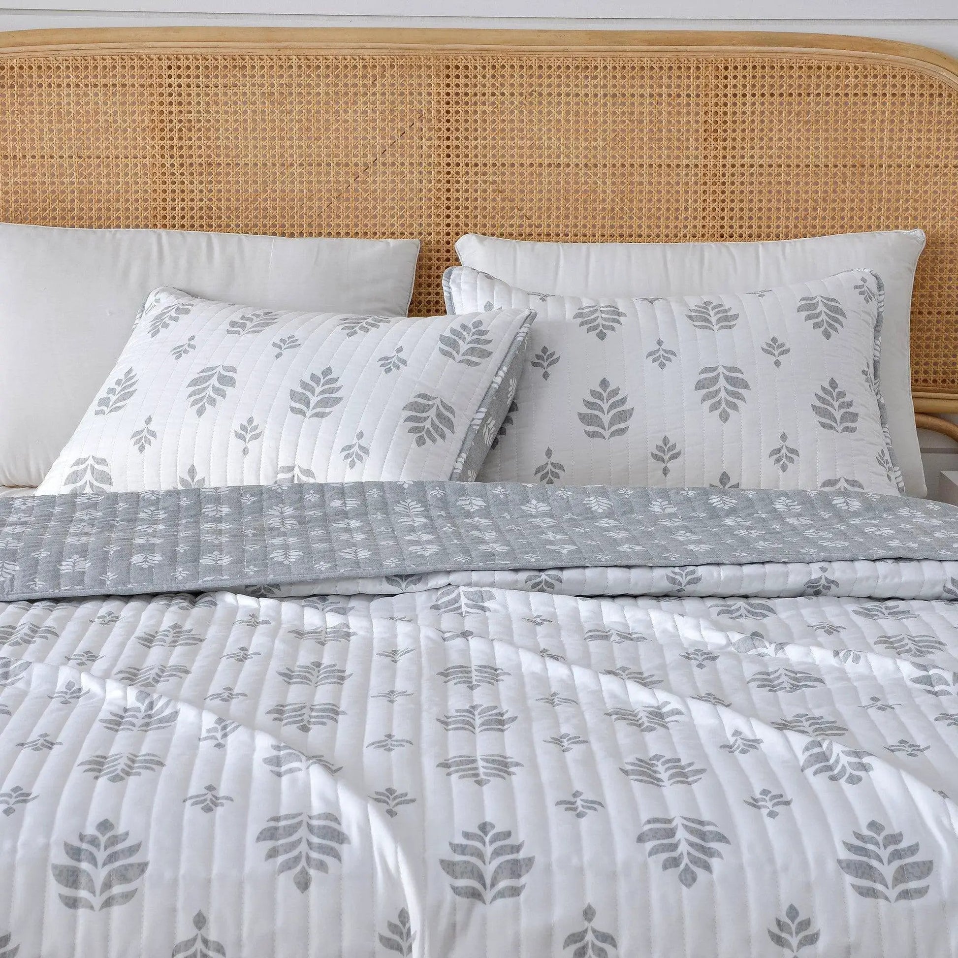 French Floral Quilt - Colette Collection from PriceLows™