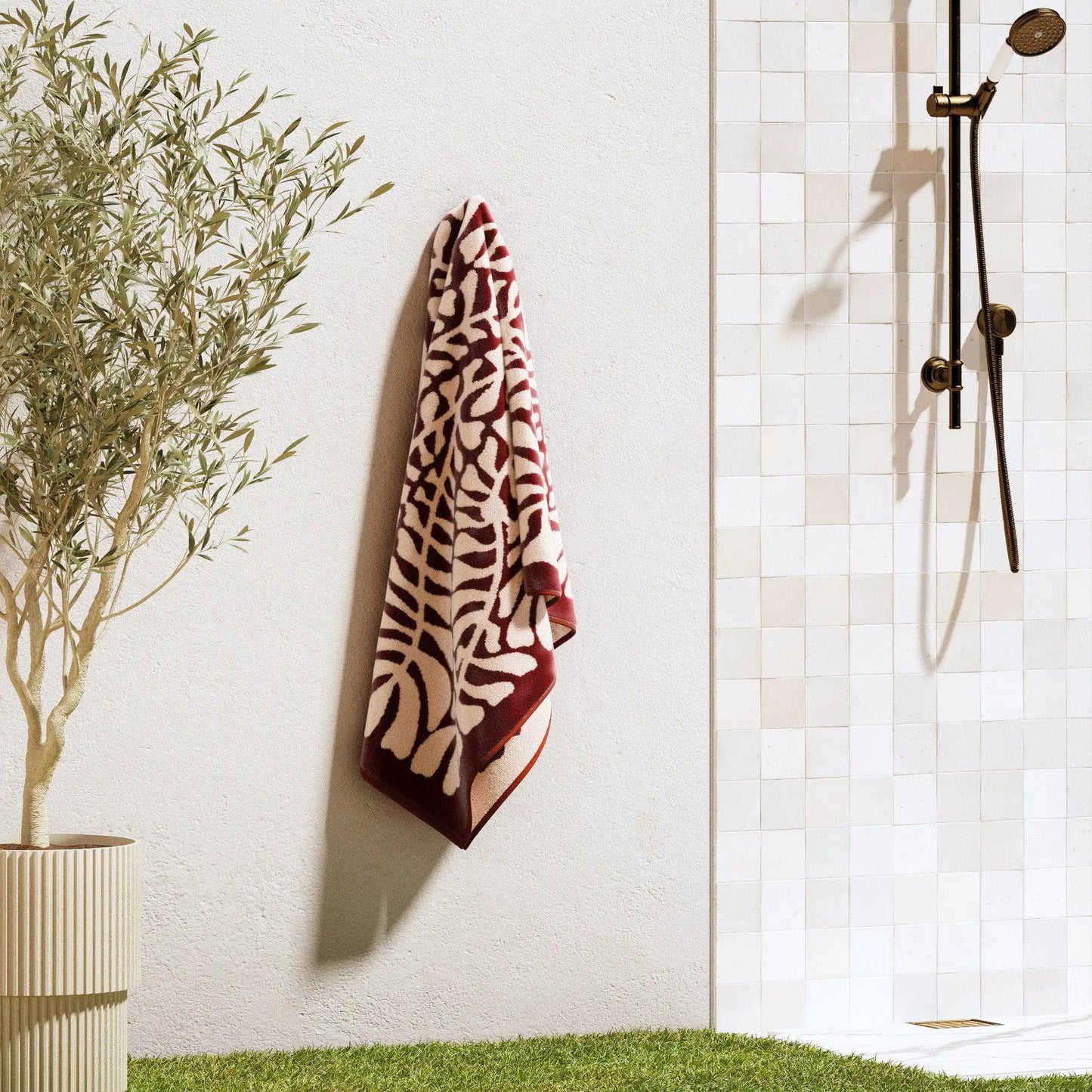 Oversized Retro Printed Beach Towel - St. Barts Collection from PriceLows™