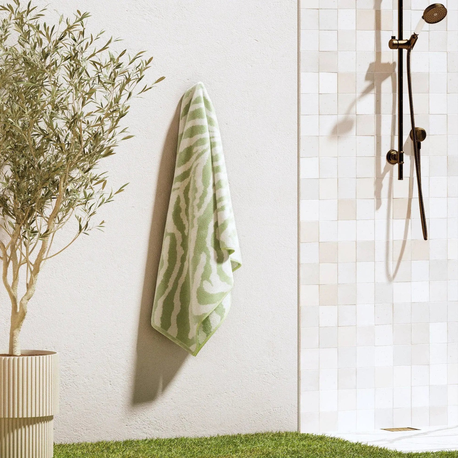 Oversized Retro Printed Beach Towel - St. Barts Collection from PriceLows™