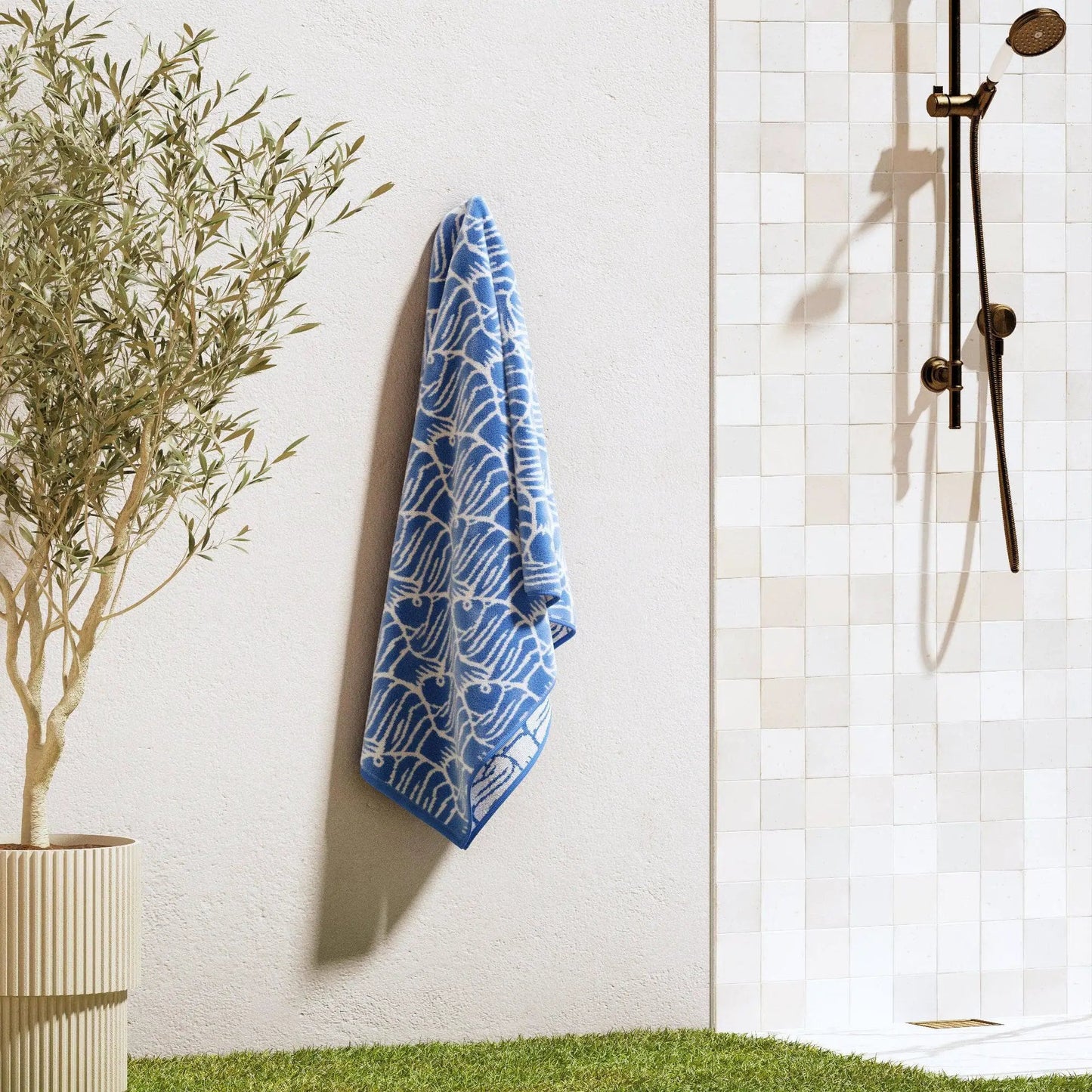 Oversized Retro Printed Beach Towel - St. Barts Collection from PriceLows™