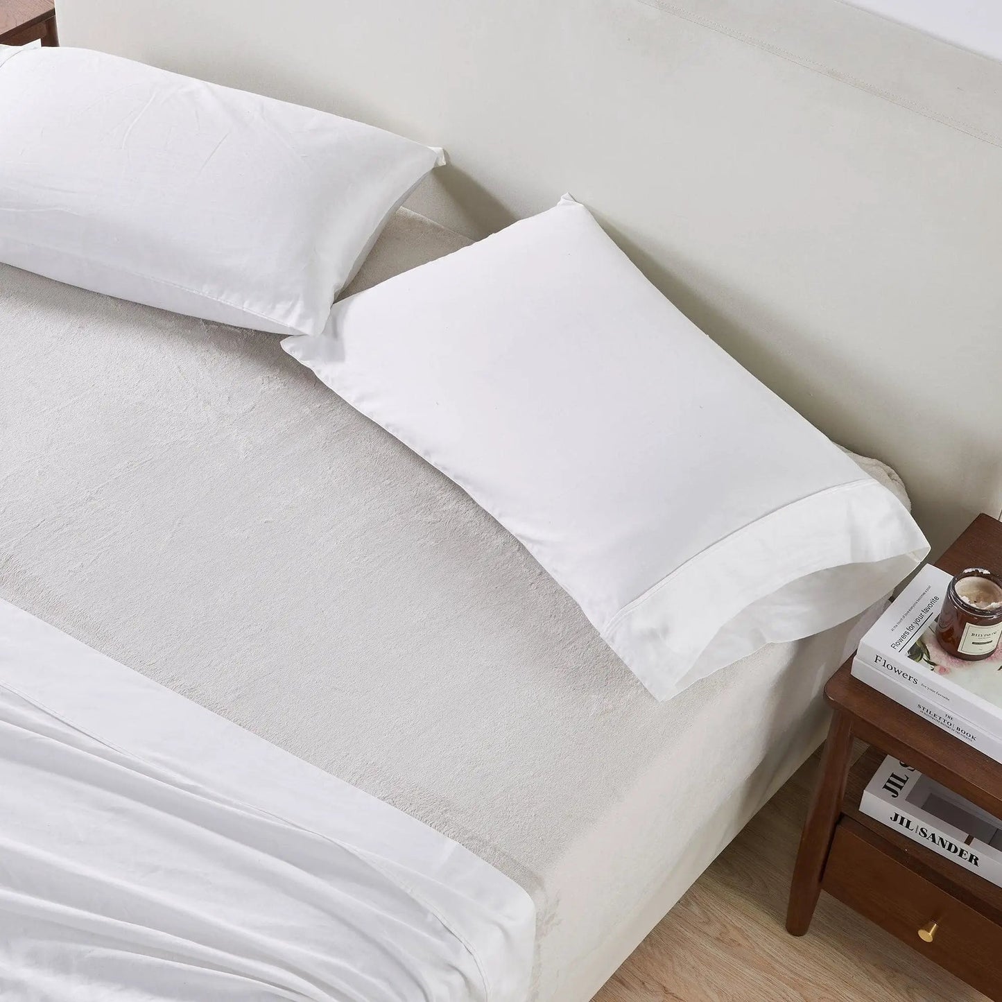 Solid Plush Fitted Sheet - Velvet Luxe Collection from PriceLows™