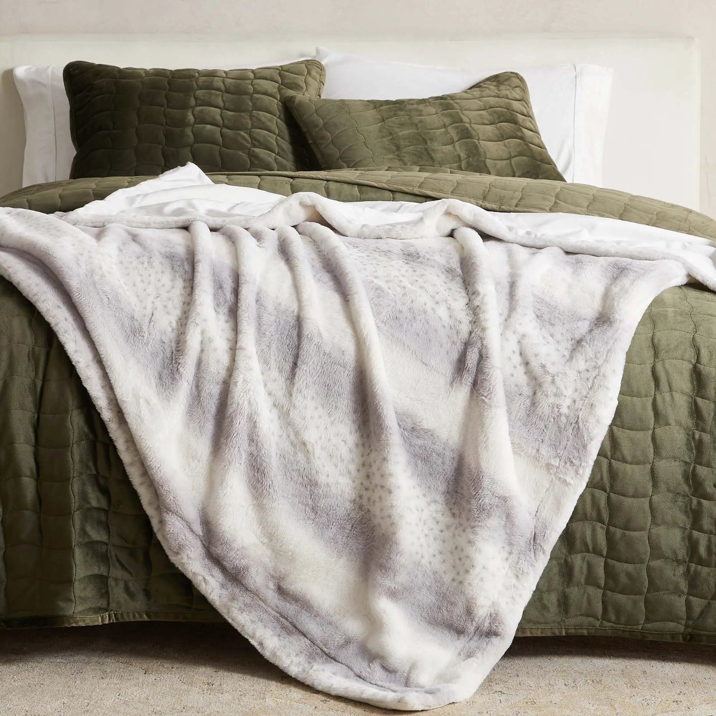Faux Fur Printed Throw Blanket - Aaliyah Collection from PriceLows™
