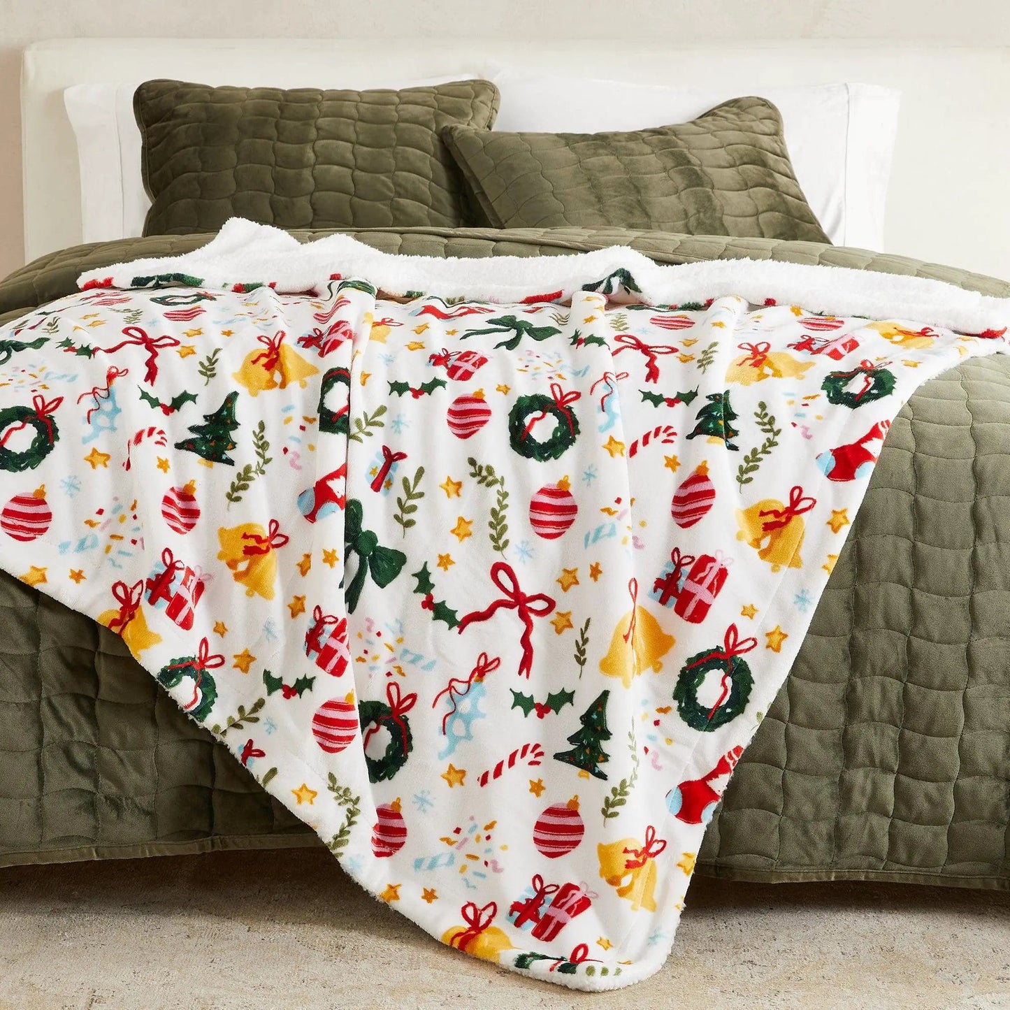 Holiday Sherpa Throw - Esmay Collection from PriceLows™
