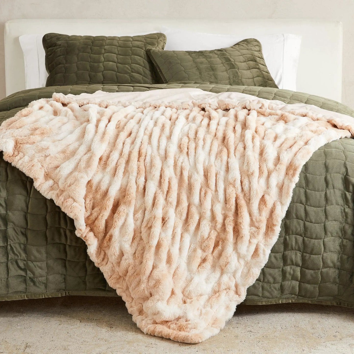 Ruched Faux Fur Throw Blanket - Alondra Collection from PriceLows™
