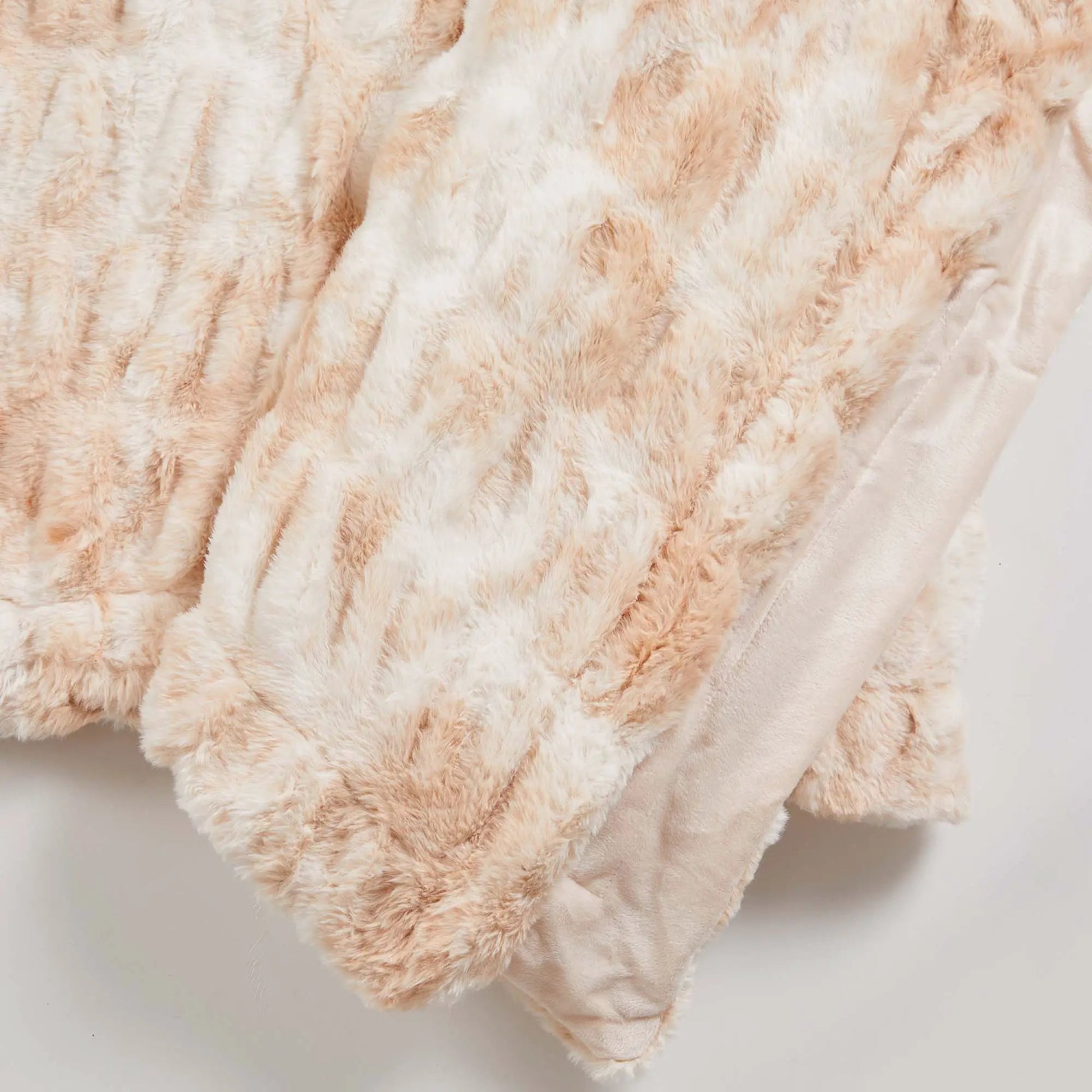 Ruched Faux Fur Throw Blanket - Alondra Collection from PriceLows™