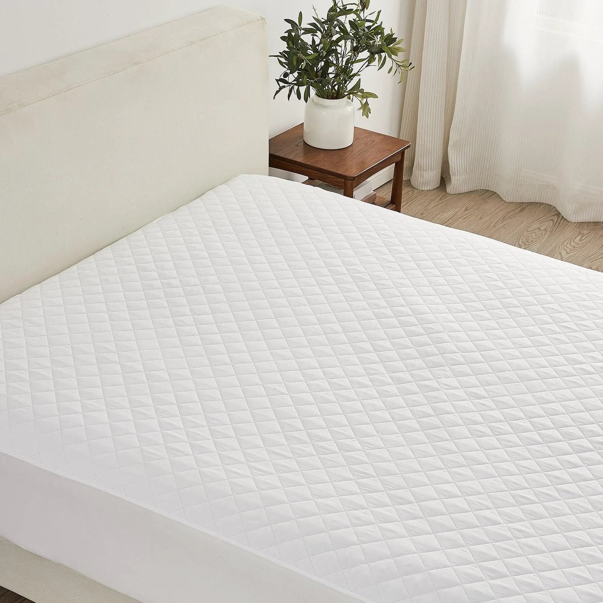 Machine Washable Quilted Mattress Pad - Wyeth Collection from PriceLows™
