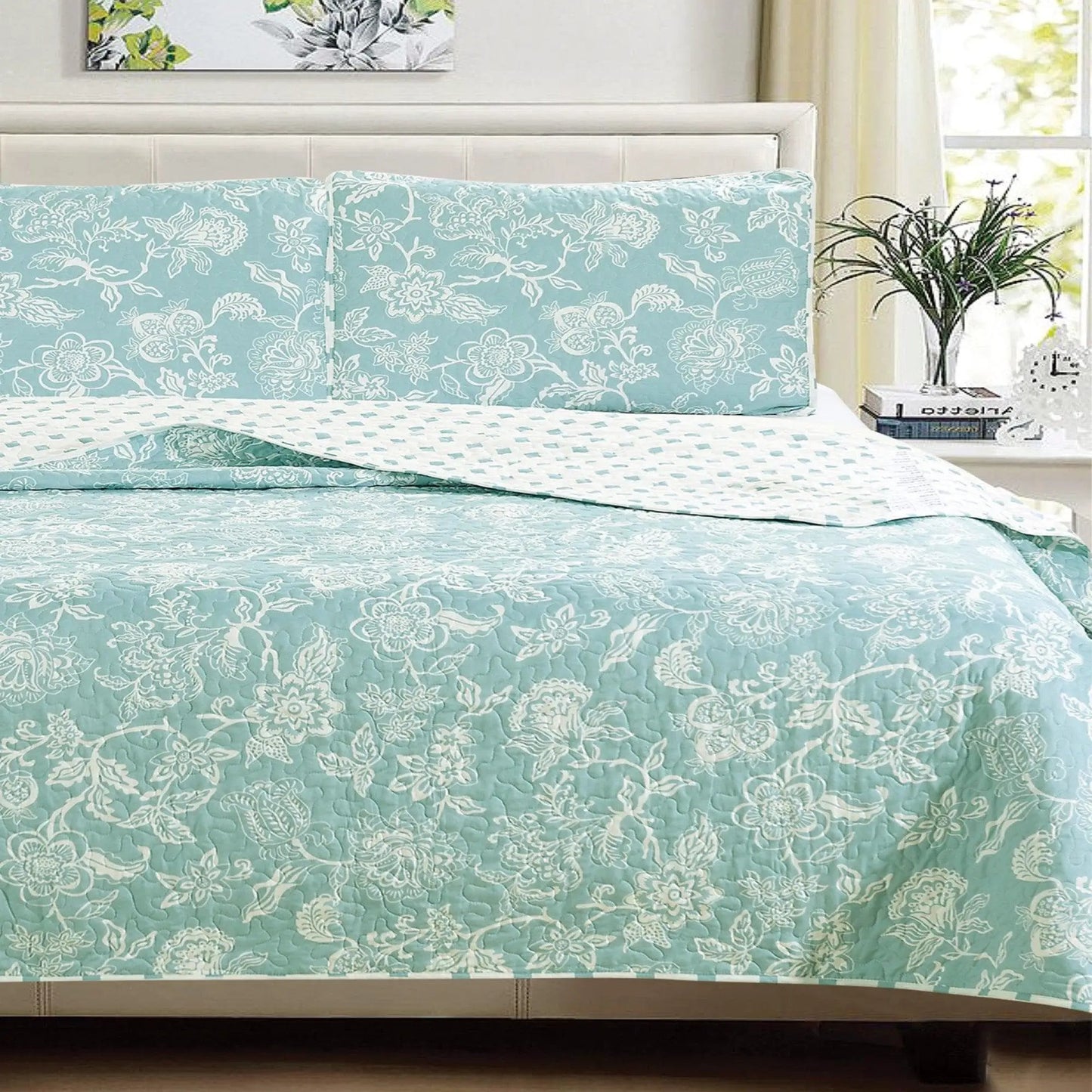 Floral Quilt - Emma Collection from PriceLows™