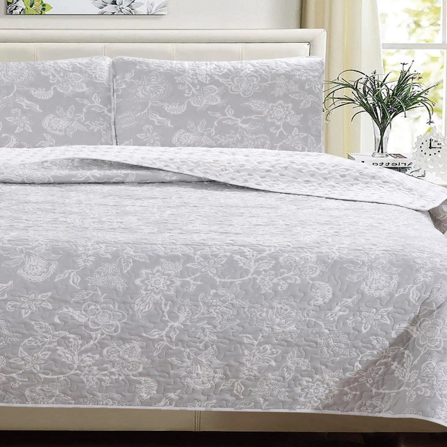 Floral Quilt - Emma Collection from PriceLows™