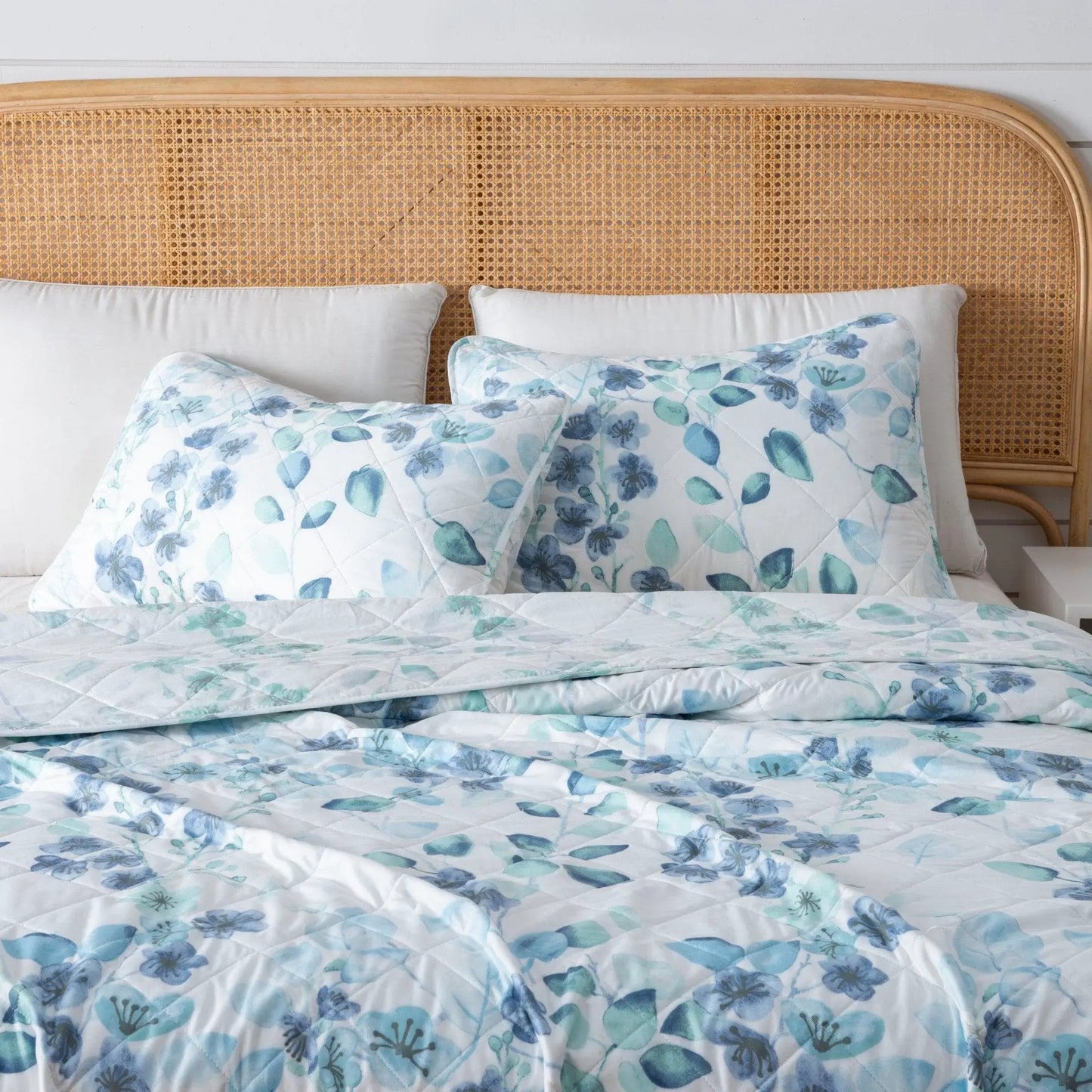 Floral Quilt Set - Miranda Collection from PriceLows™