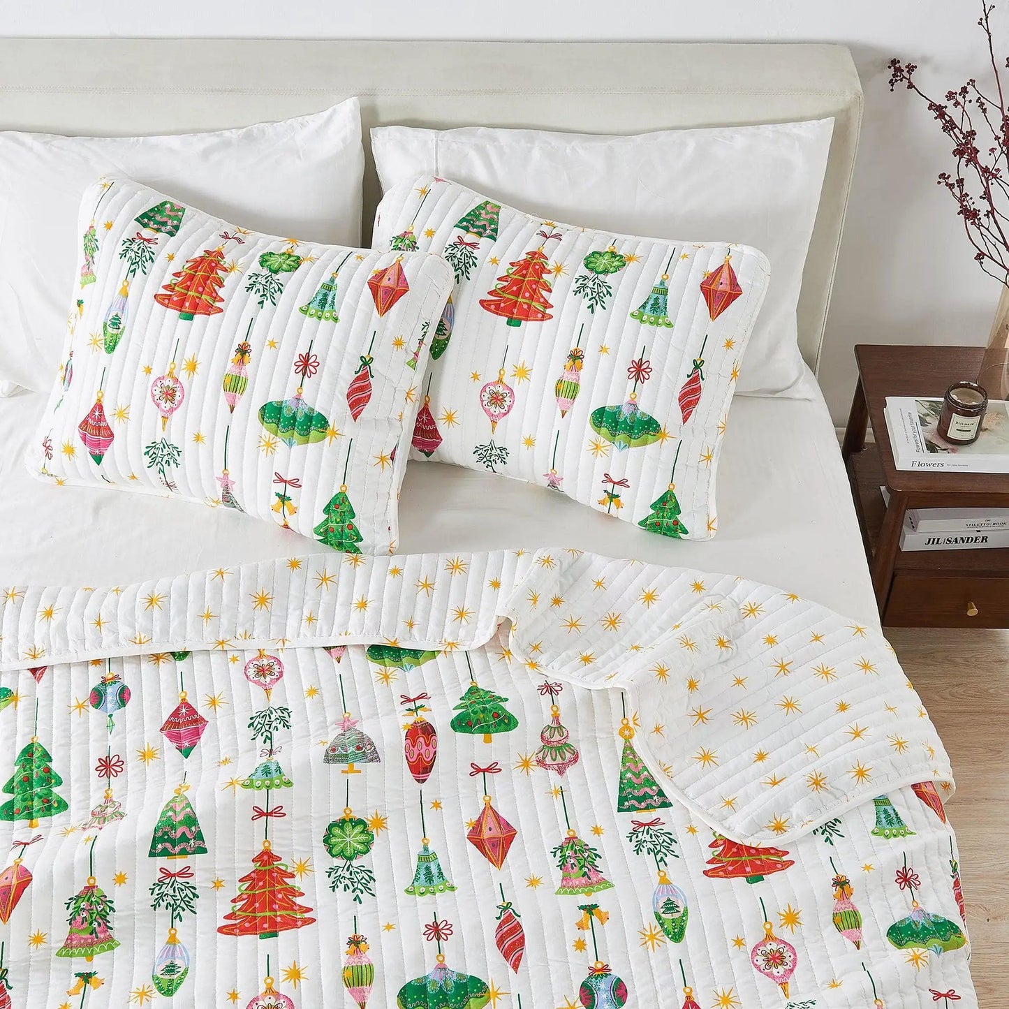 Colorful Holiday Quilt Set - Midnight Magic Collection from PriceLows™