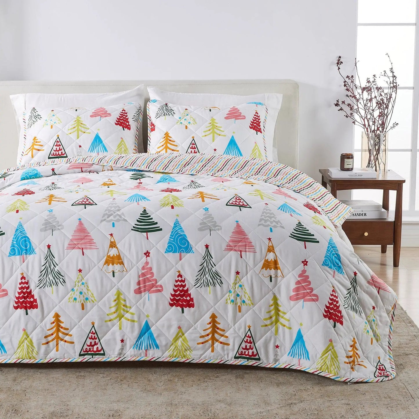 Colorful Holiday Quilt Set - Midnight Magic Collection from PriceLows™