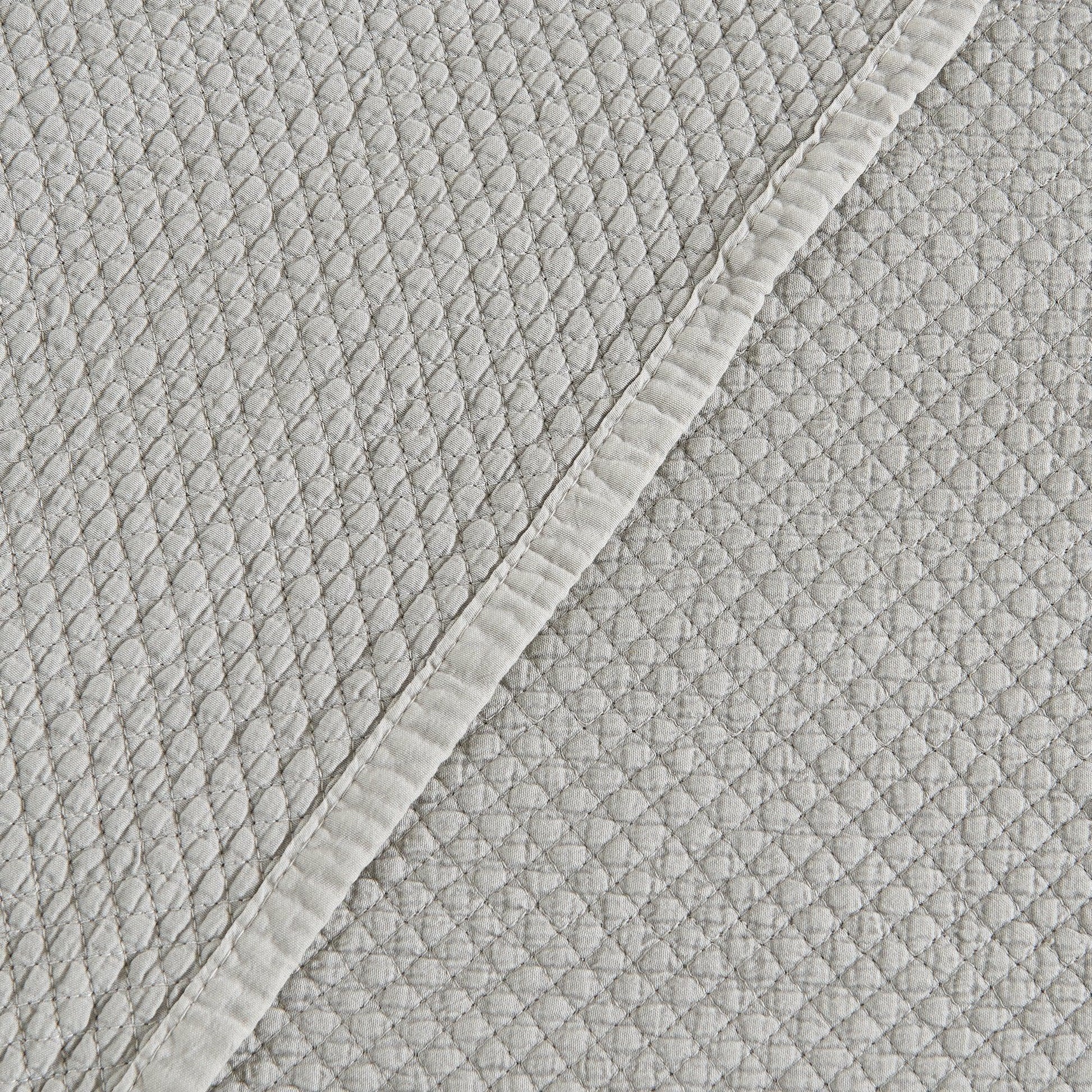 Stonewashed Relaxed Quilt Set - Vittoria Collection from PriceLows™