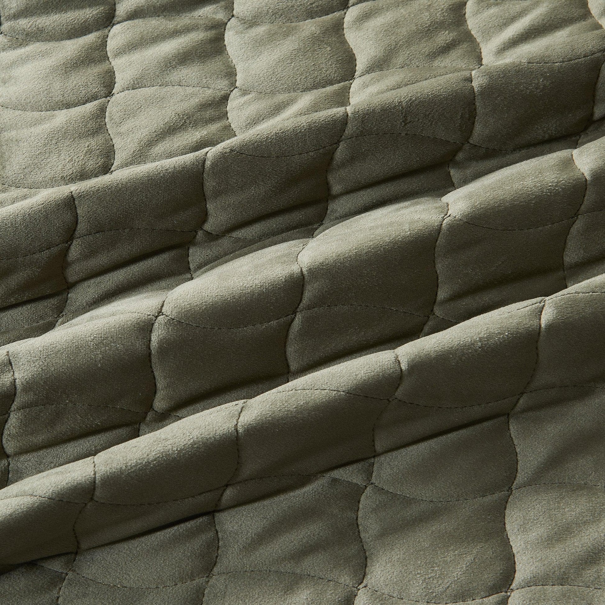 Velvet Box-Stitched Quilt Set - Vivica Collection from PriceLows™