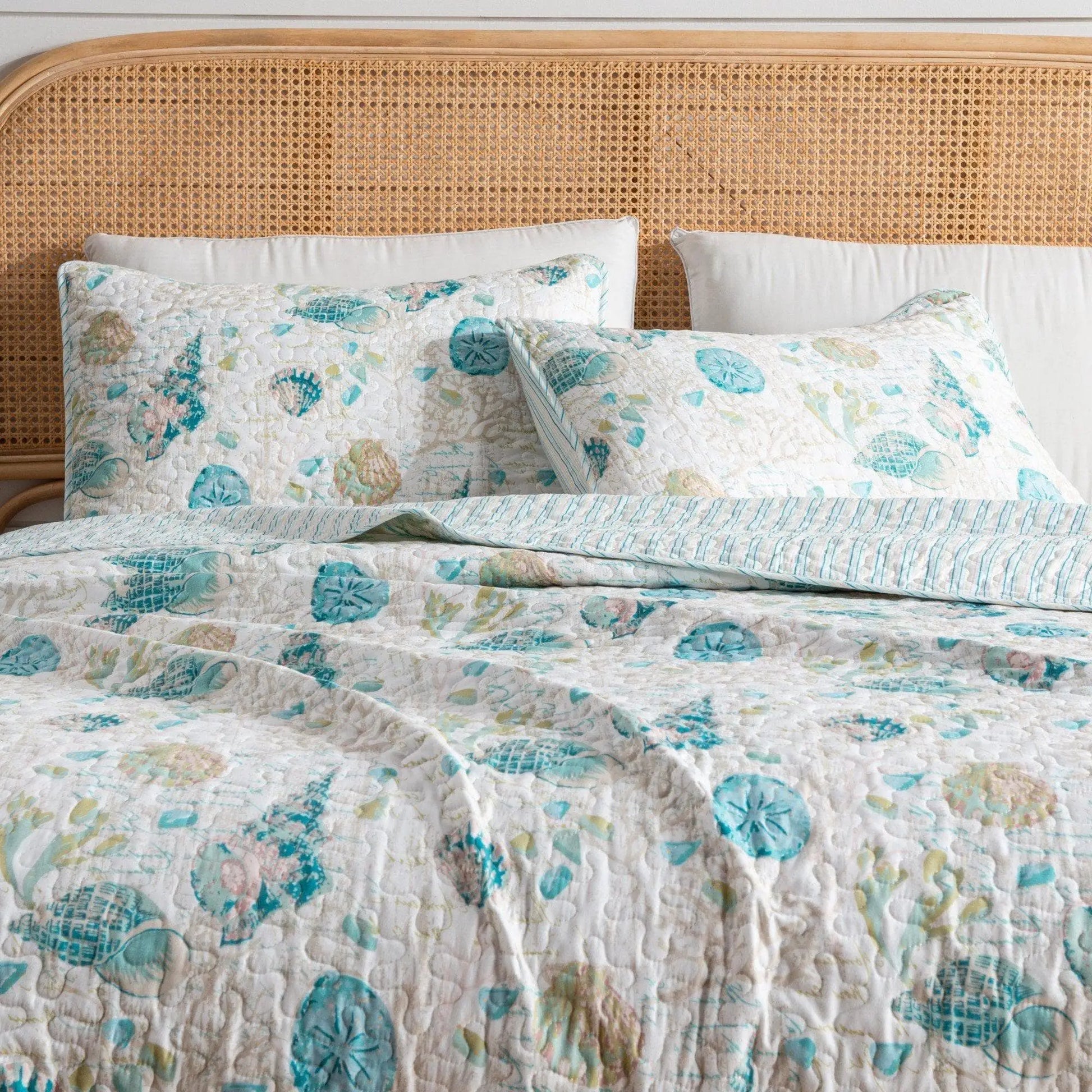 Seashell & Coral Quilt Set - Westsands Collection from PriceLows™