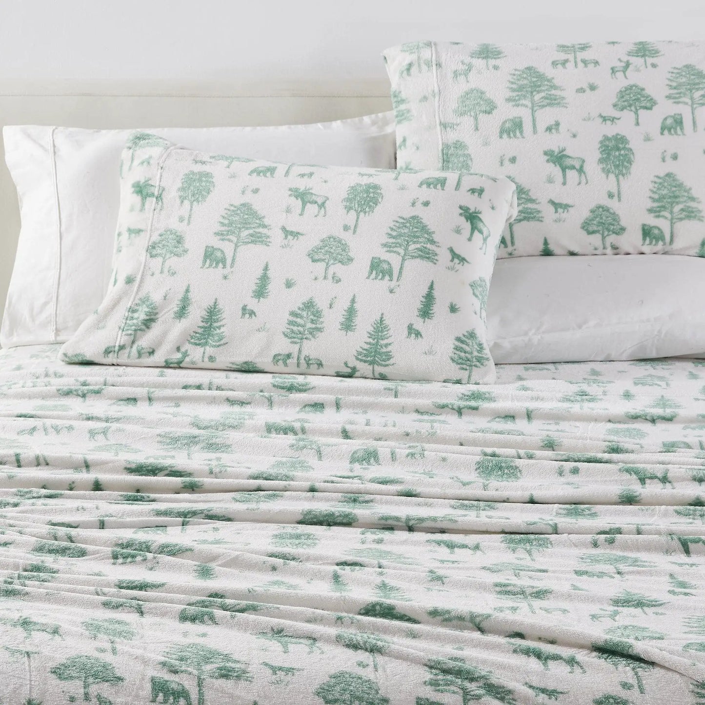 Printed Plush Sheet - Velvet Luxe Collection from PriceLows™