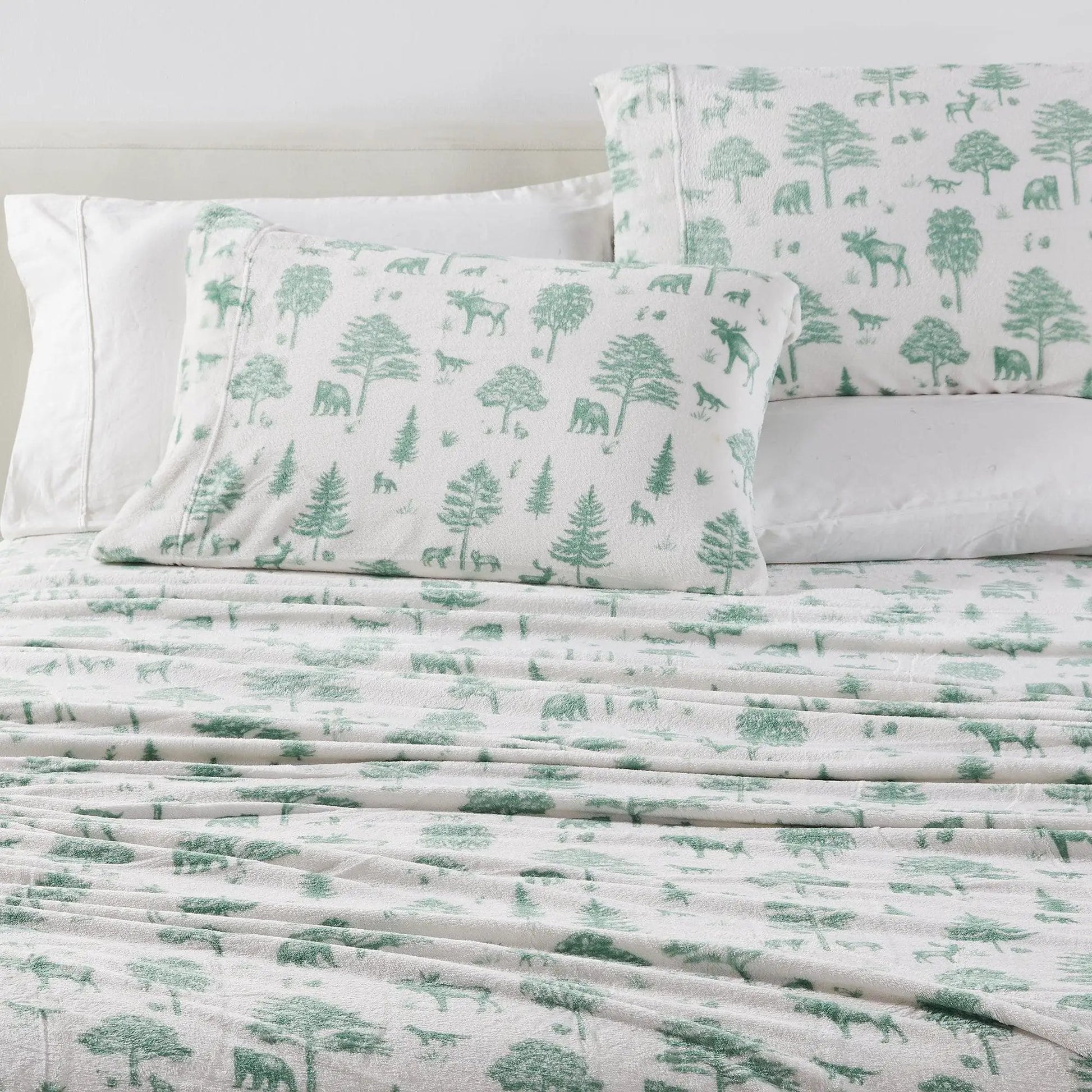Printed Plush Sheet - Velvet Luxe Collection from PriceLows™