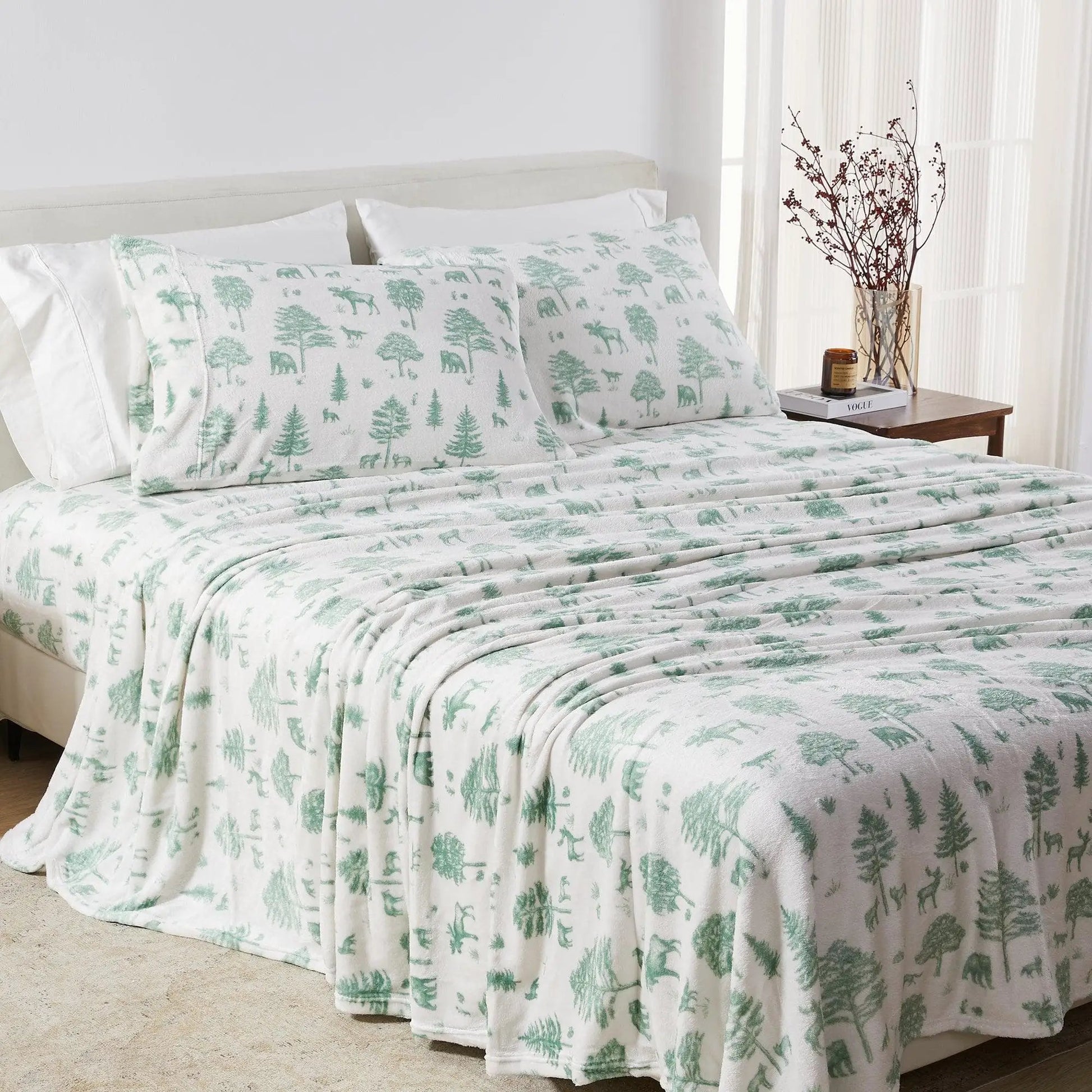 Printed Plush Sheet - Velvet Luxe Collection from PriceLows™