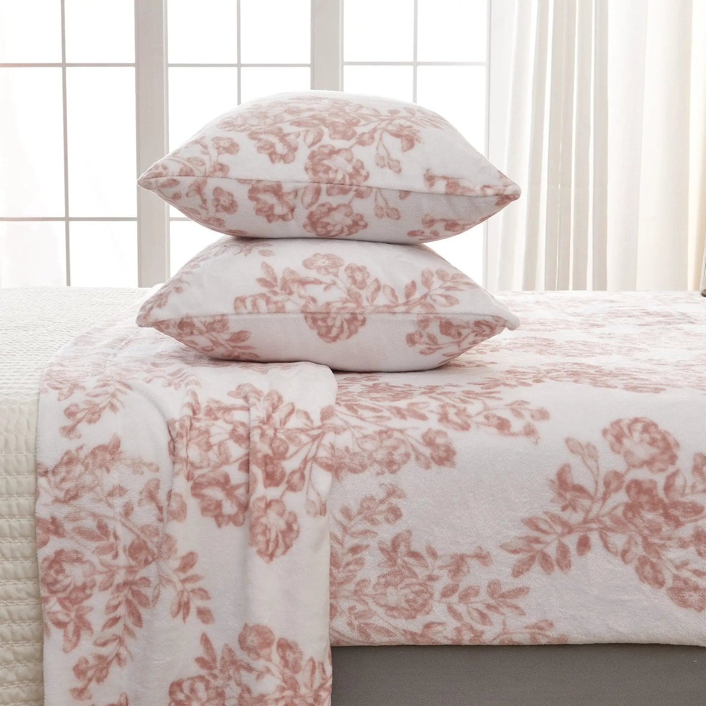 Printed Plush Sheet - Velvet Luxe Collection from PriceLows™