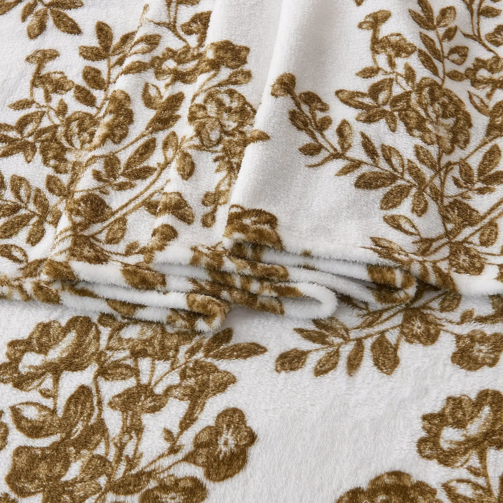 Printed Plush Sheet - Velvet Luxe Lattice Collection from PriceLows™