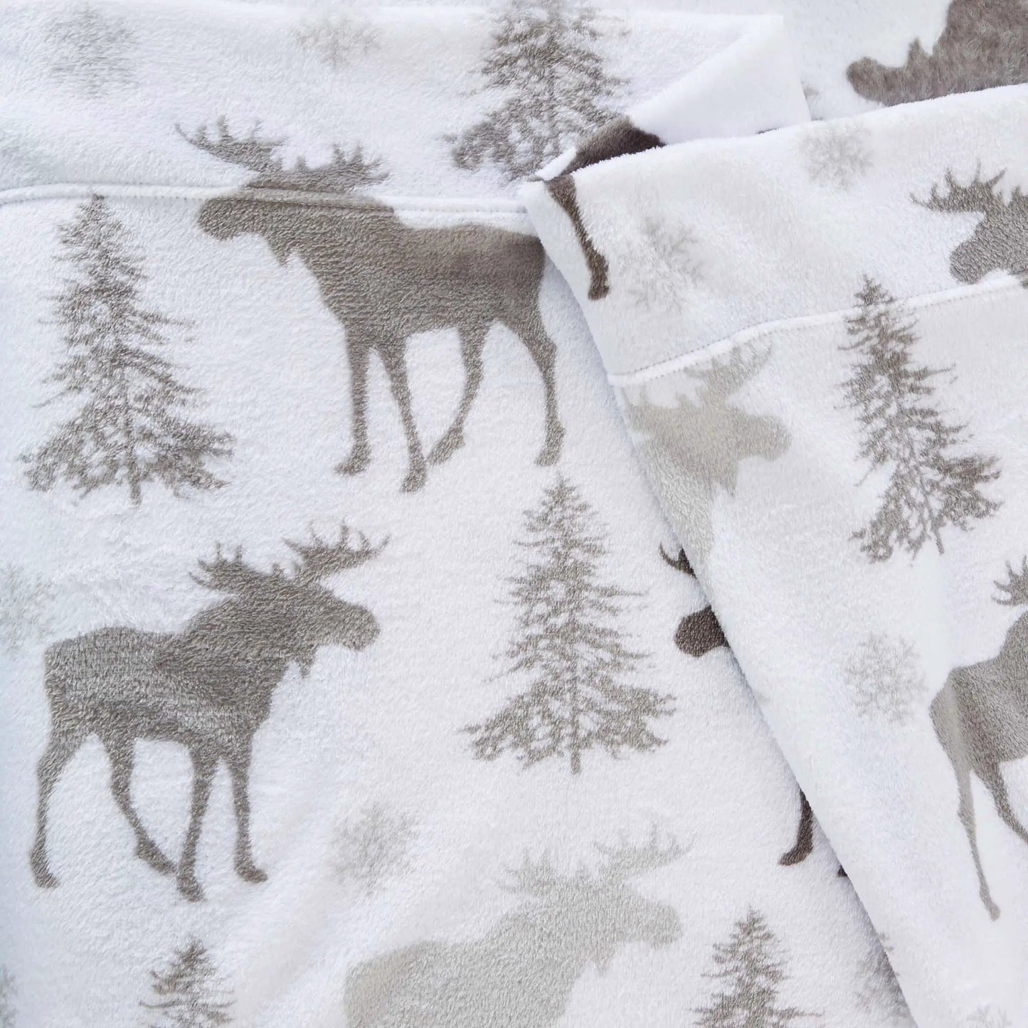 Printed Plush Sheet - Velvet Luxe Collection from PriceLows™