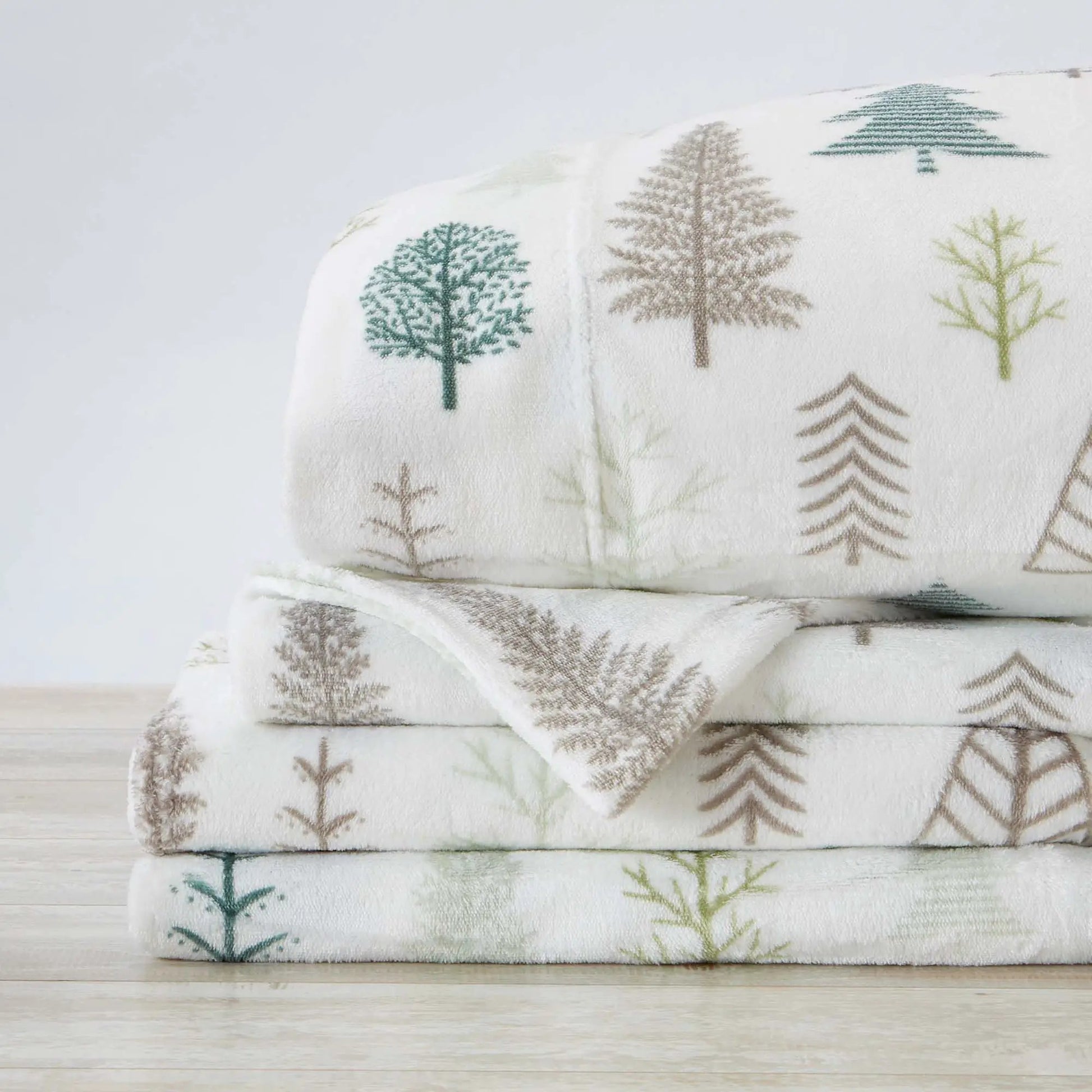 Printed Plush Sheet - Velvet Luxe Collection from PriceLows™