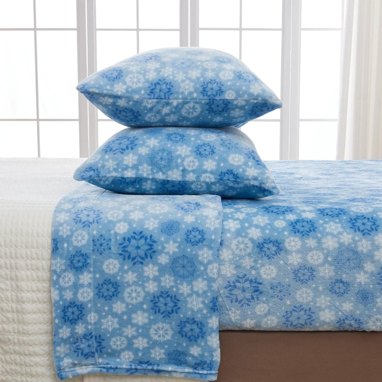 Printed Plush Sheet - Velvet Luxe Collection from PriceLows™