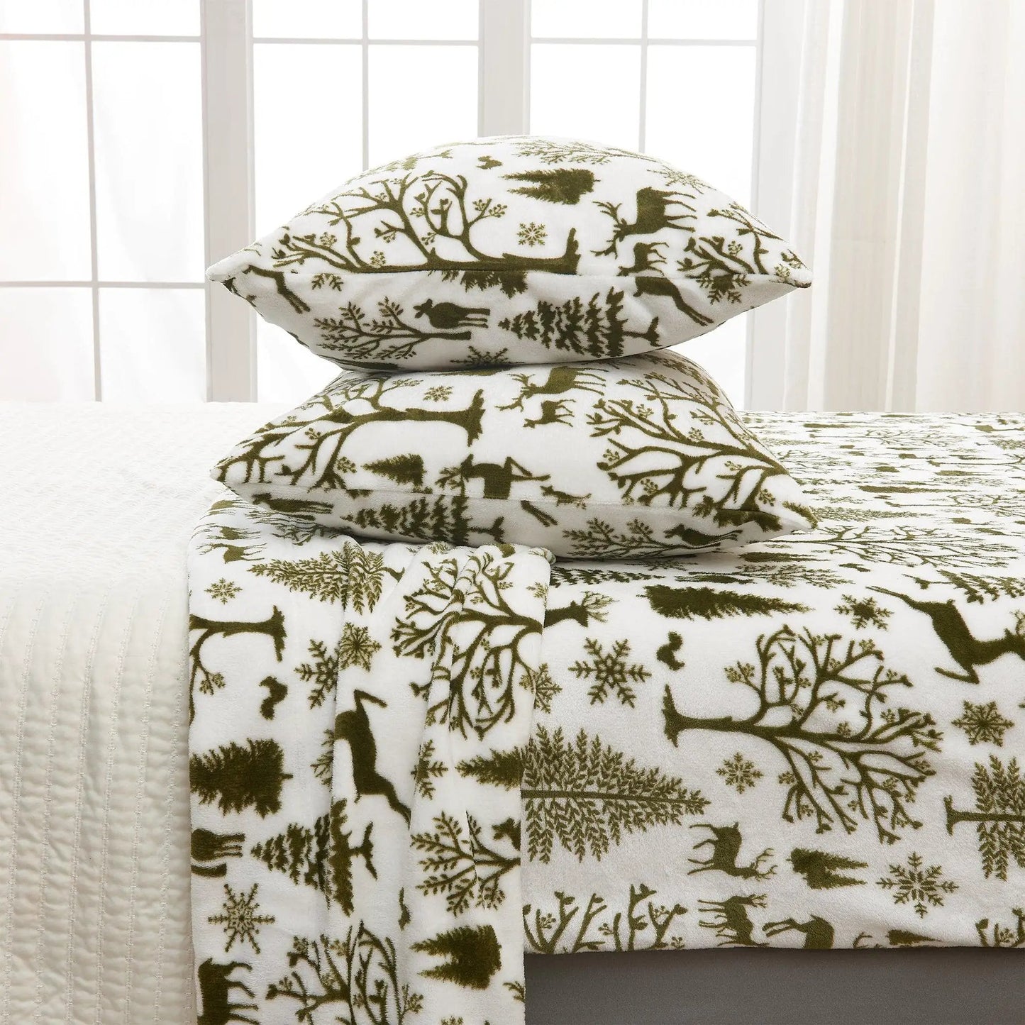 Printed Plush Sheet - Velvet Luxe Collection from PriceLows™