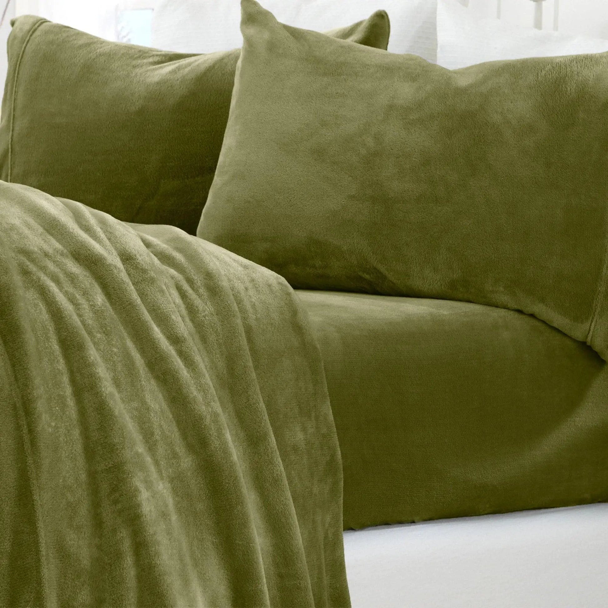 Solid Plush Sheet - Velvet Luxe Collection from PriceLows™