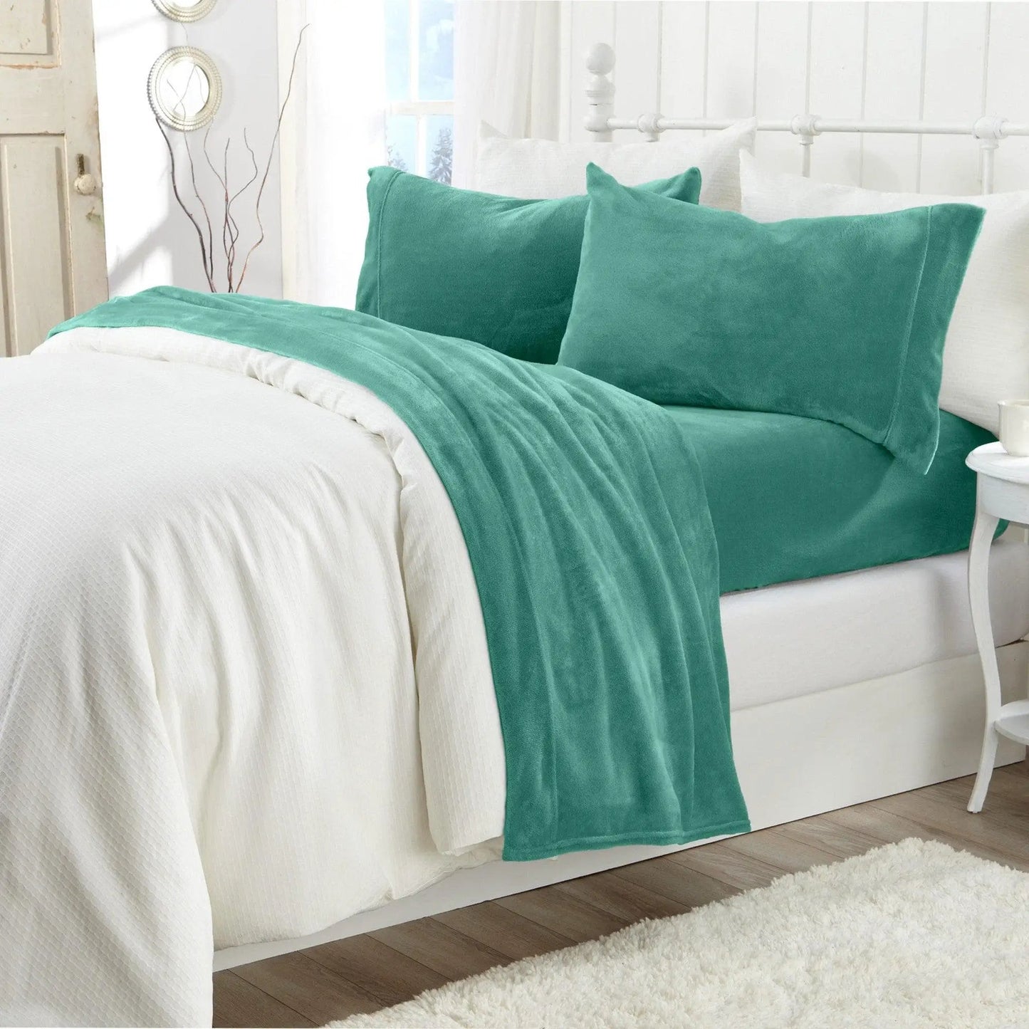 Solid Plush Sheet - Velvet Luxe Collection from PriceLows™