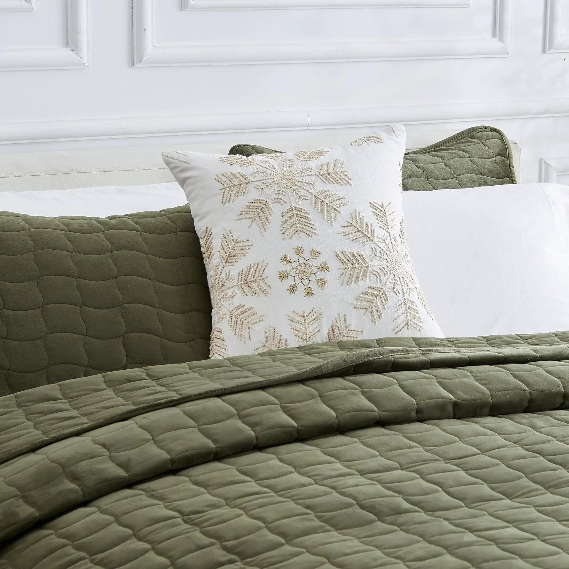 Holiday Throw Pillow - Jubilee Collection from PriceLows™